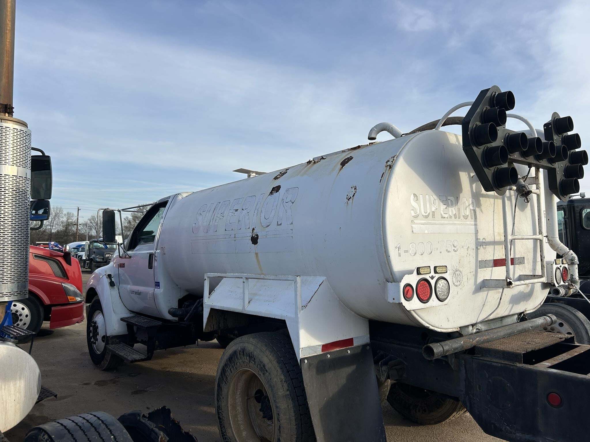 2005 Ford F-650 Pickup