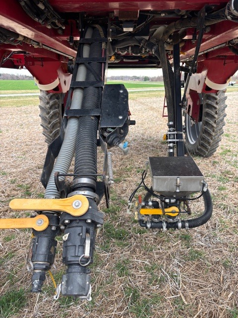 2008 Miller 4275 Self-Propelled Sprayer