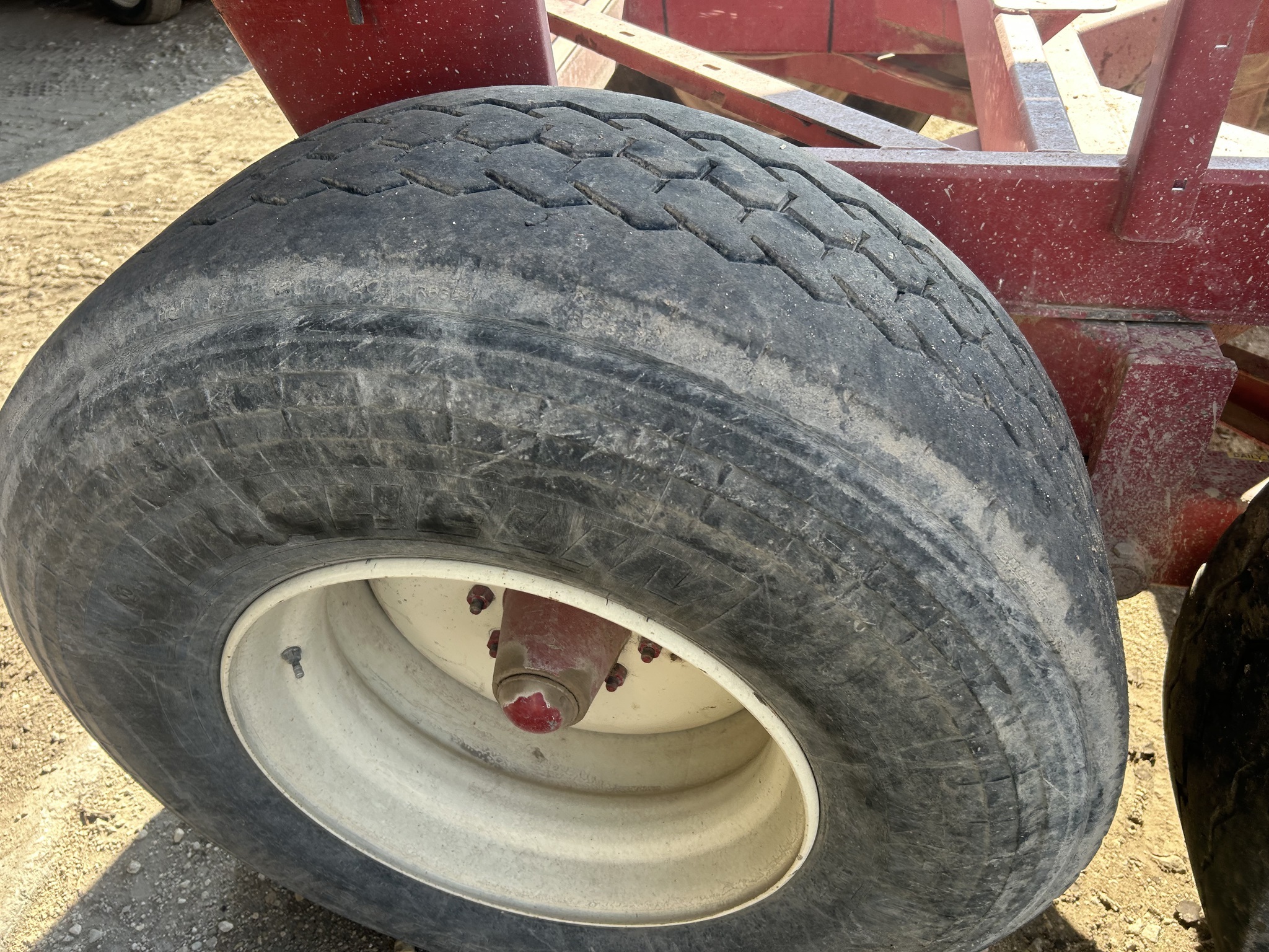 2012 Norwood SS500 Seed Tender