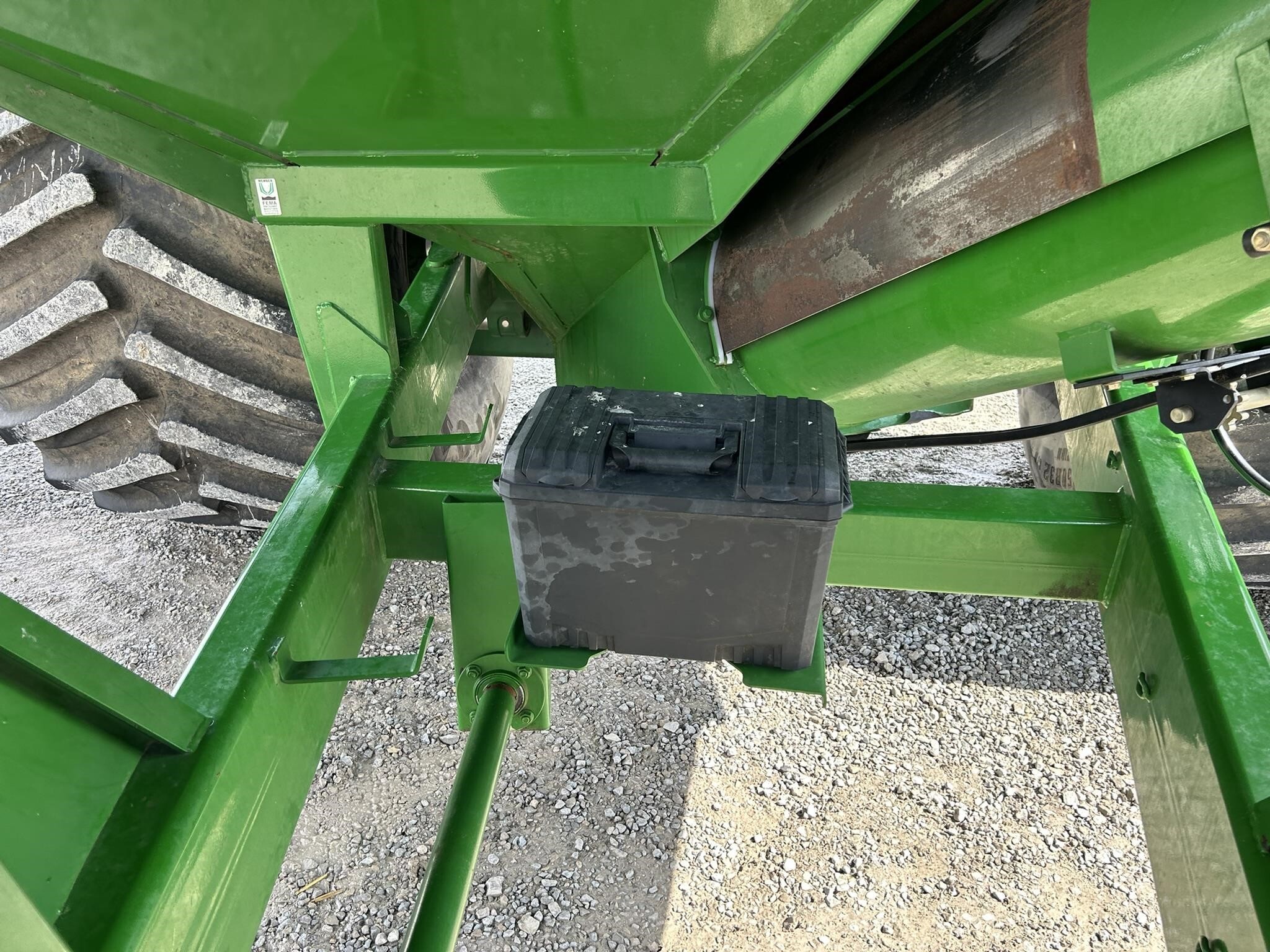 2017 Unverferth 1319 Grain Cart