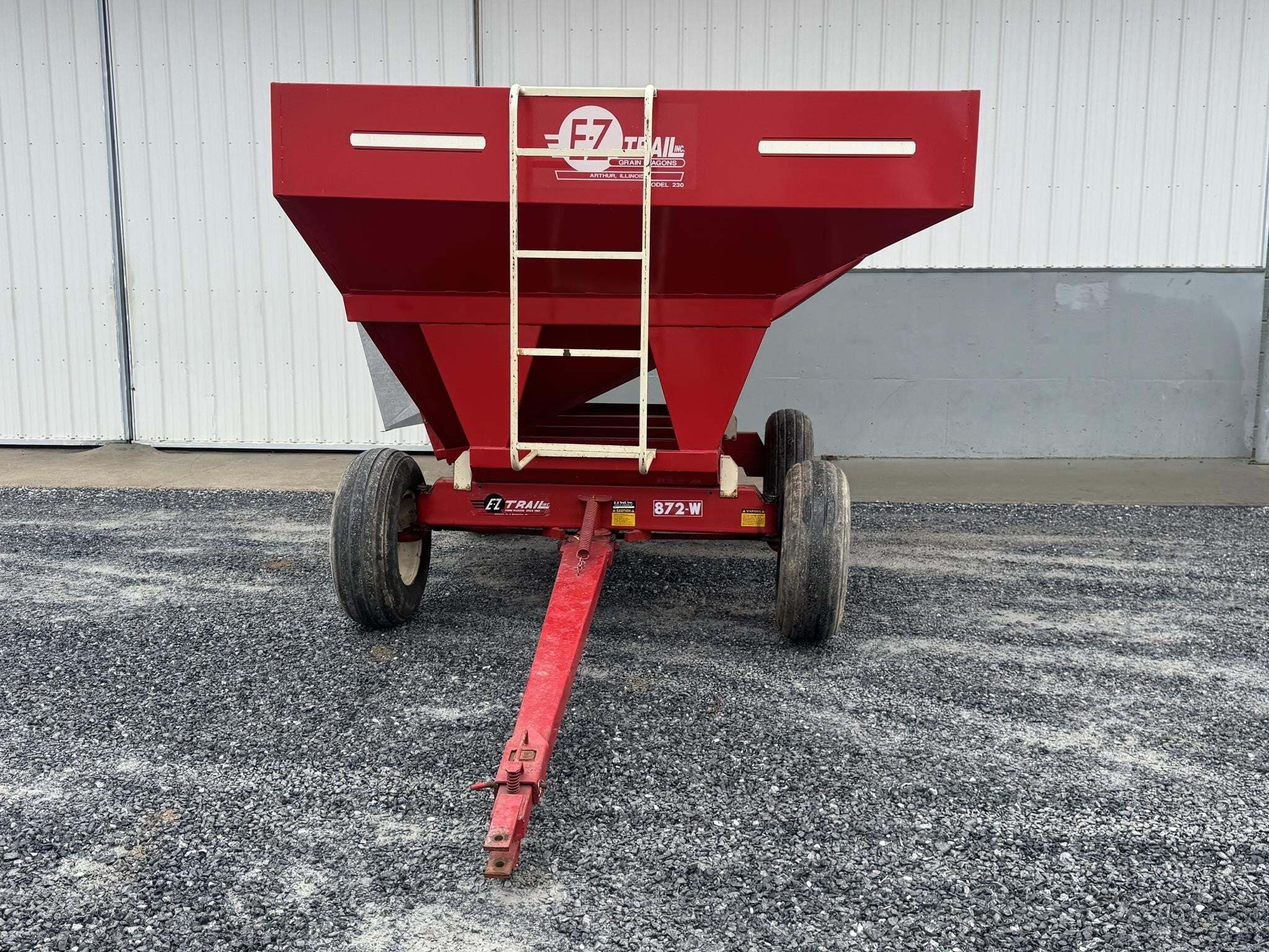  E-Z Trail 230 Gravity Wagon