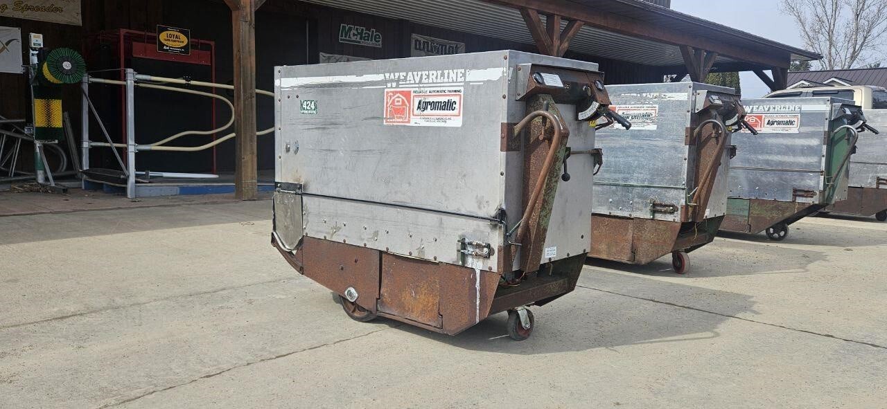 Weaverline 424 Feed Wagon