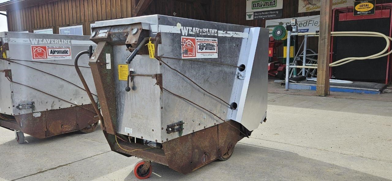  Weaverline 424 Feed Wagon