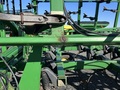 2006 John Deere 2210 Field Cultivator
