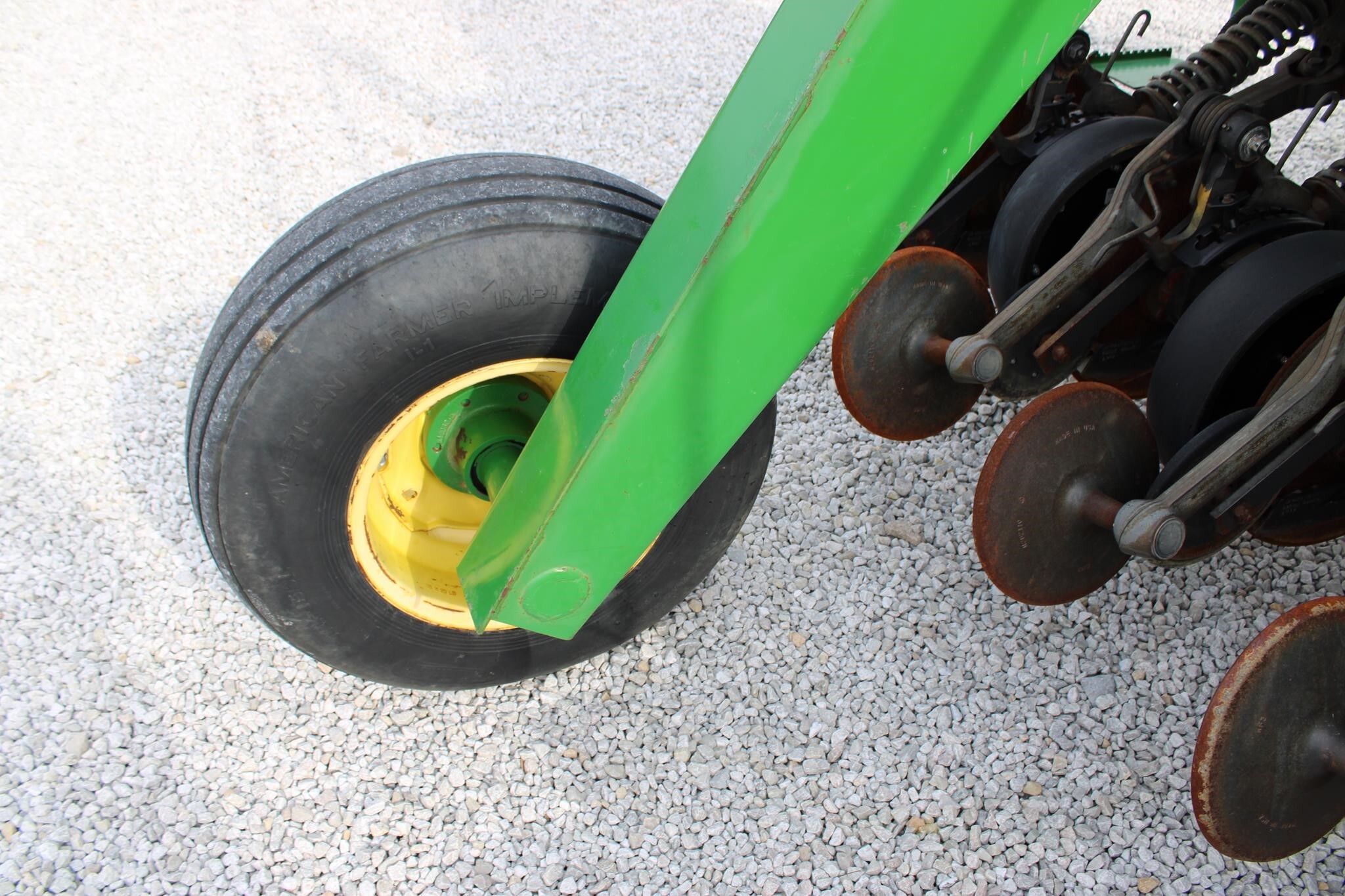 2006 John Deere 1590 Drill