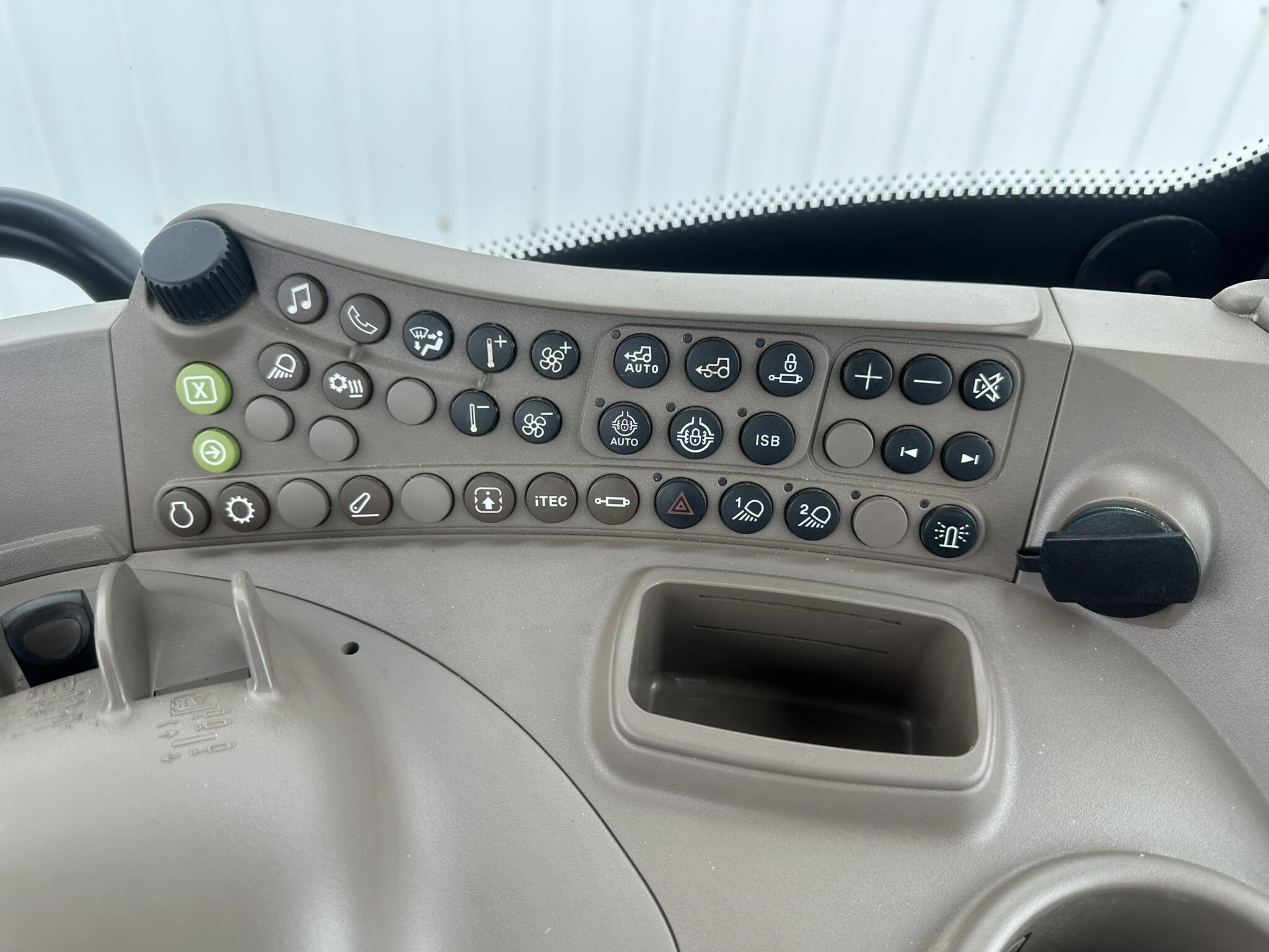 2017 John Deere 6130R Tractor