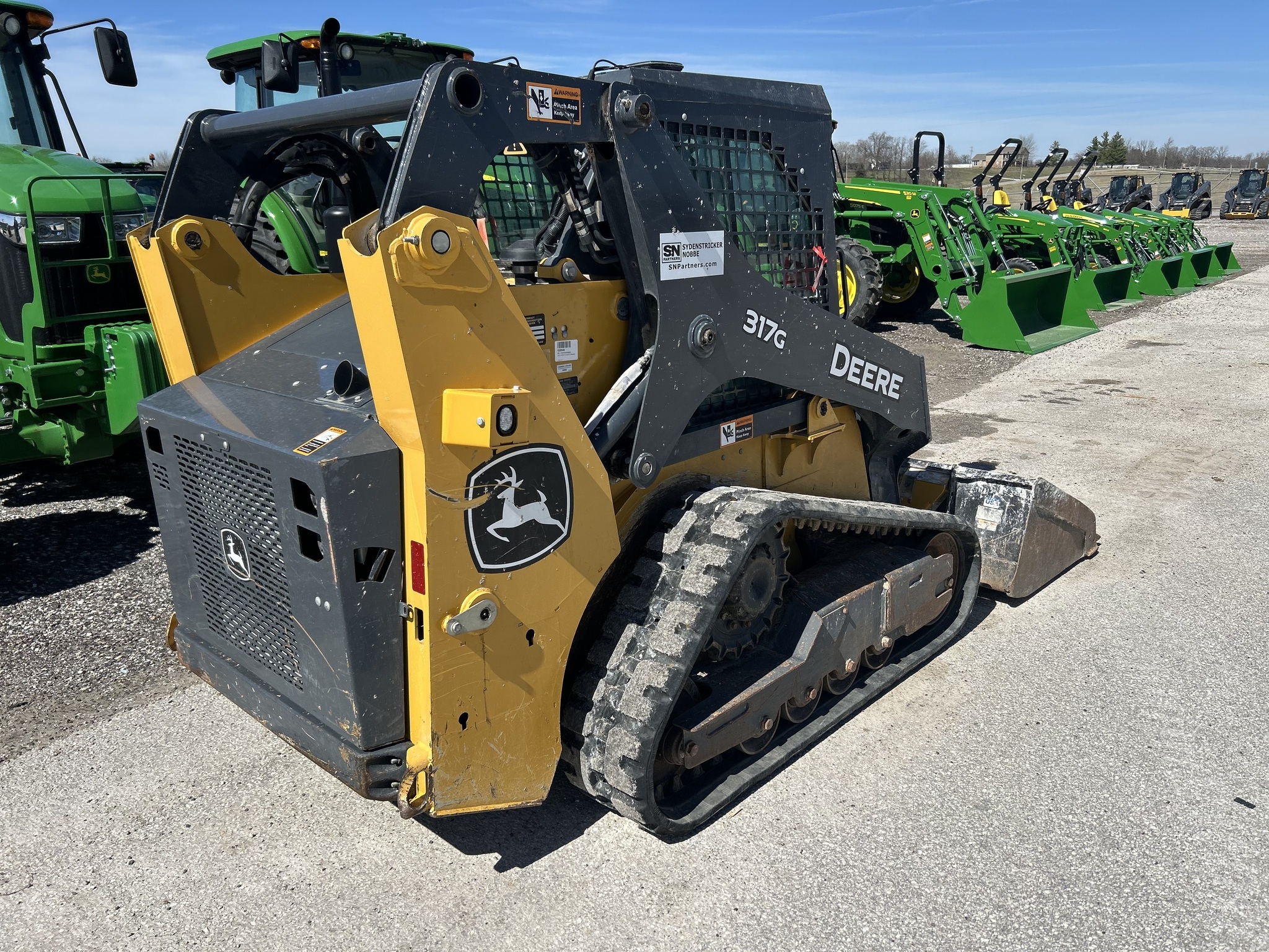 2023 Deere 317G Skid Steer