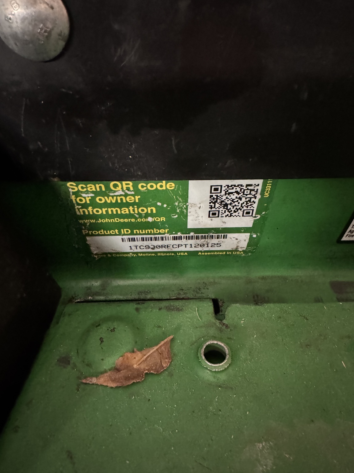2023 John Deere Z930R Lawn Mower