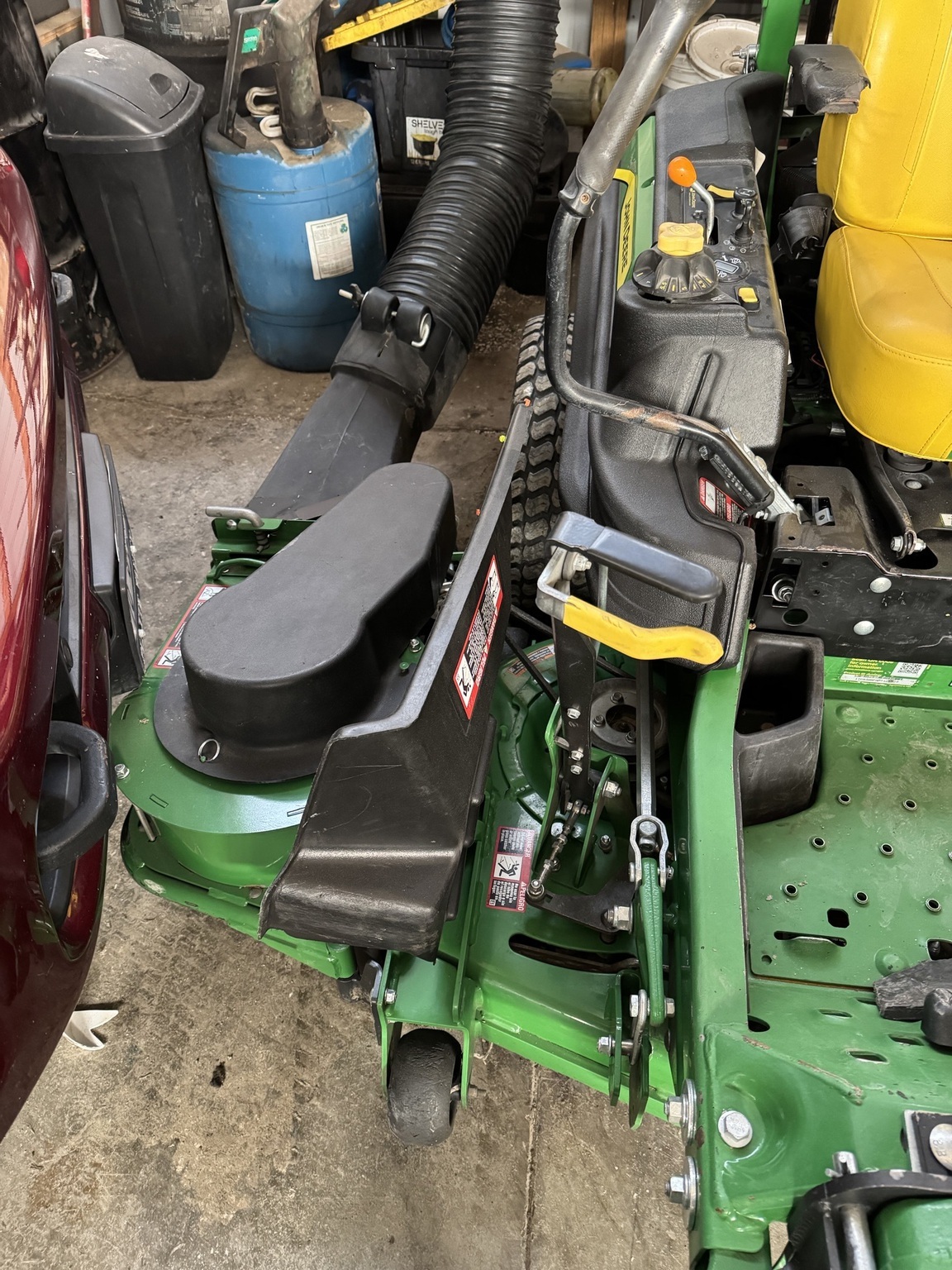 2023 John Deere Z930R Lawn Mower
