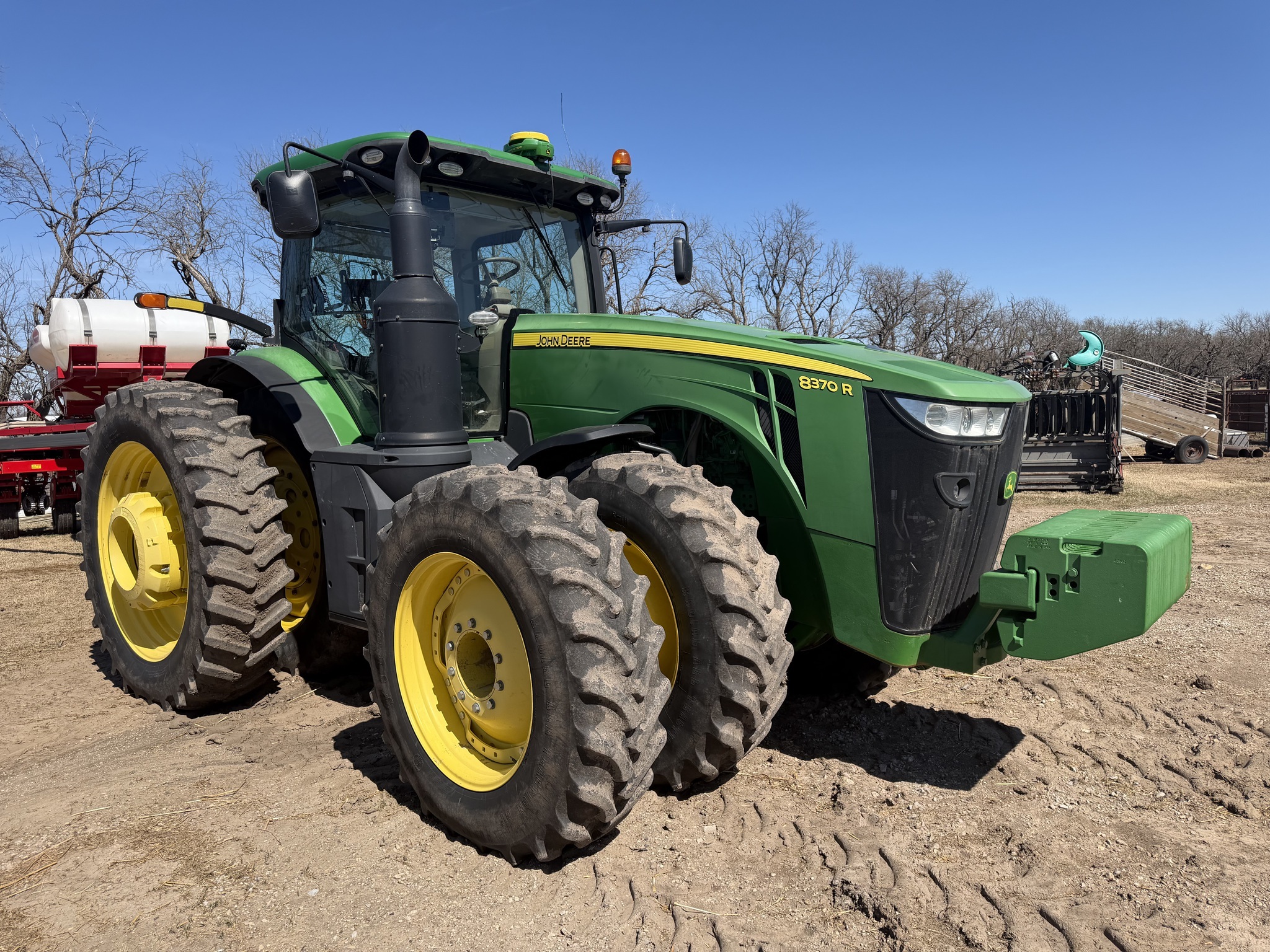 2016 John Deere 8370R Tractor