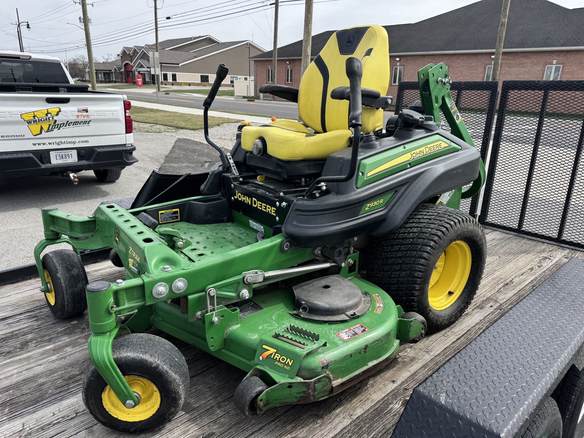 2021 John Deere Z930R Lawn Mower