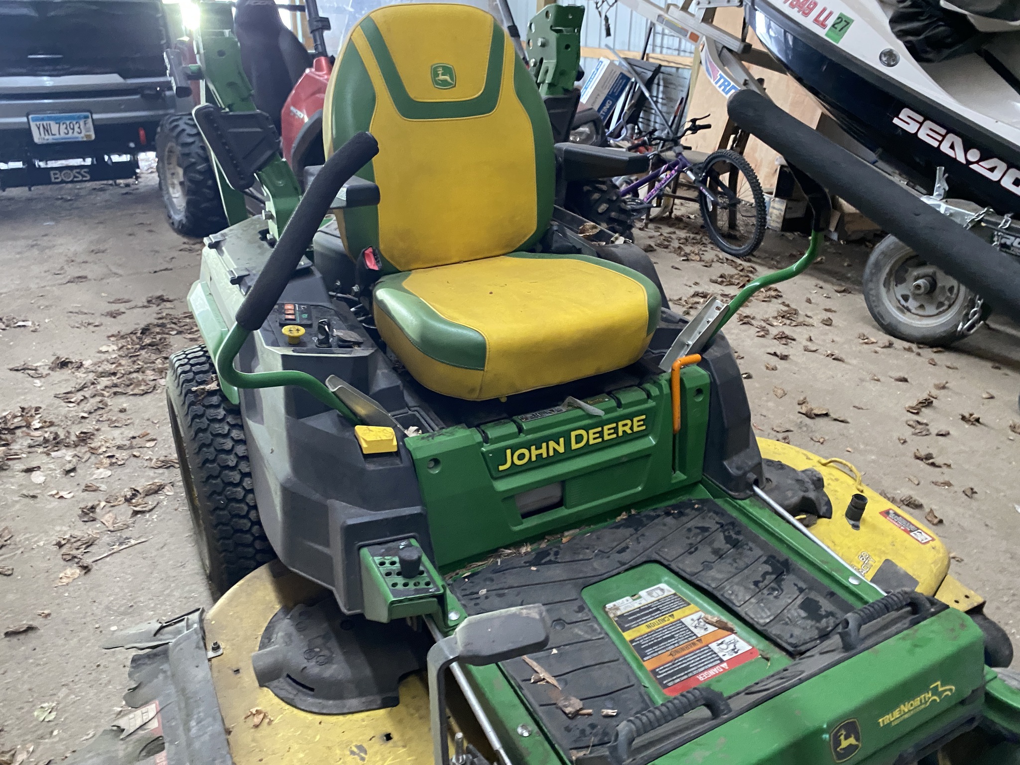 2021 John Deere Z545R Lawn Mower