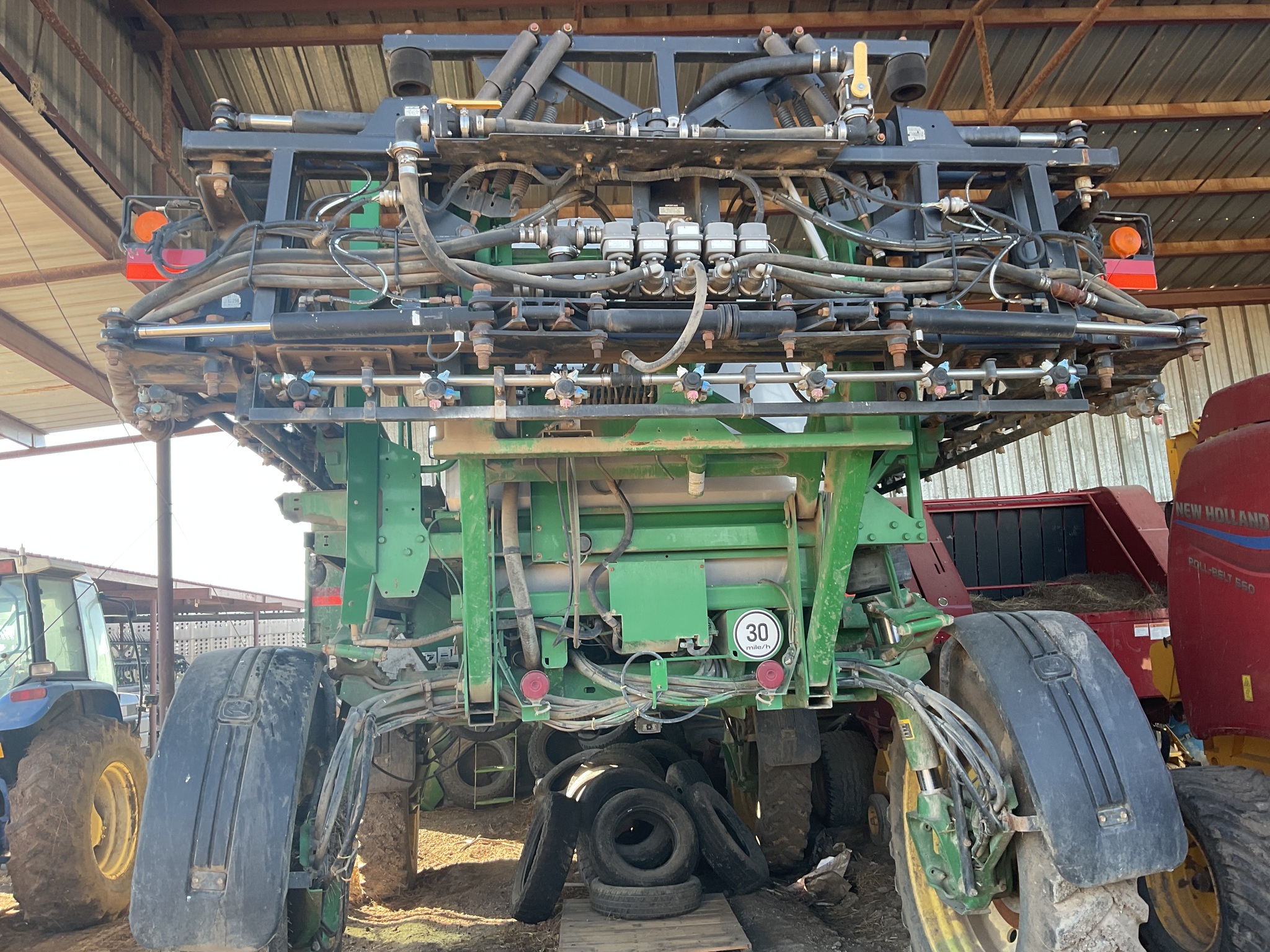 2014 John Deere 4830 Self-Propelled Sprayer