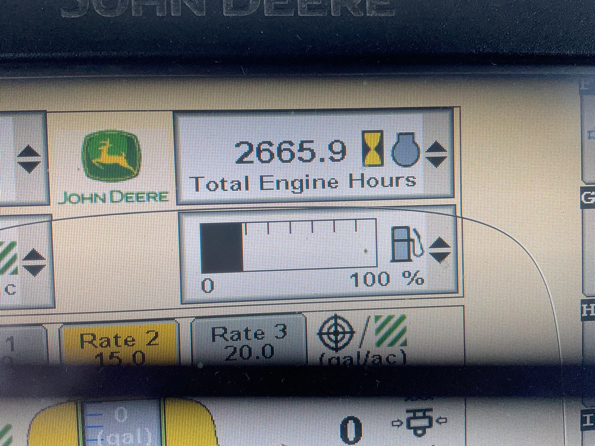 2014 John Deere 4830 Self-Propelled Sprayer
