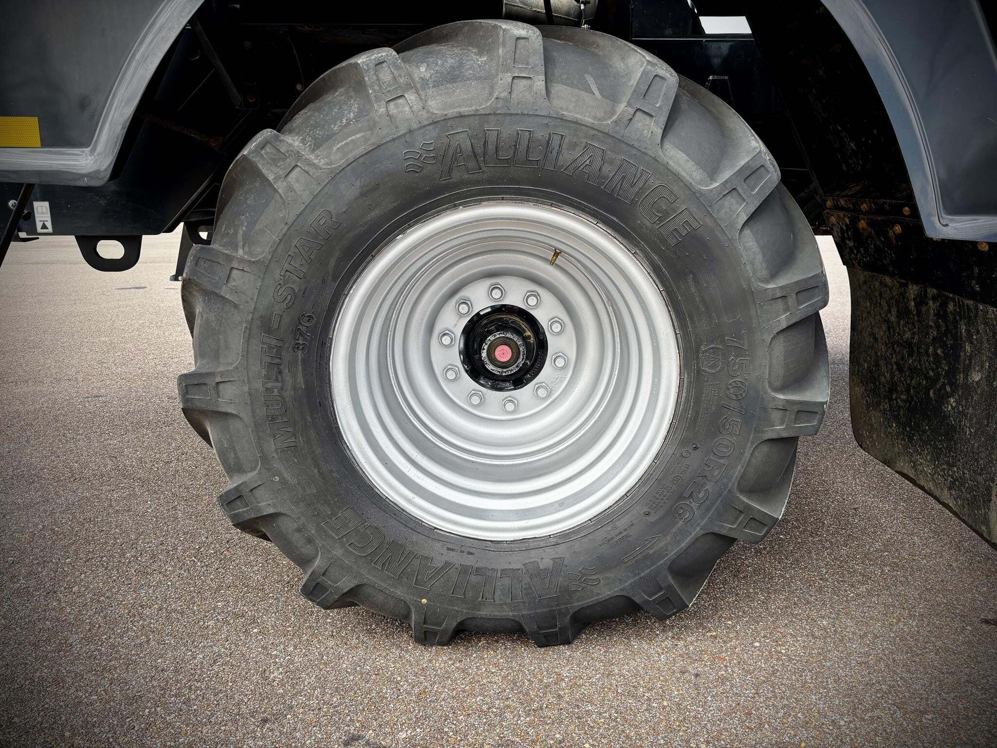 2022 Case IH TITAN 4040 Self-Propelled Sprayer