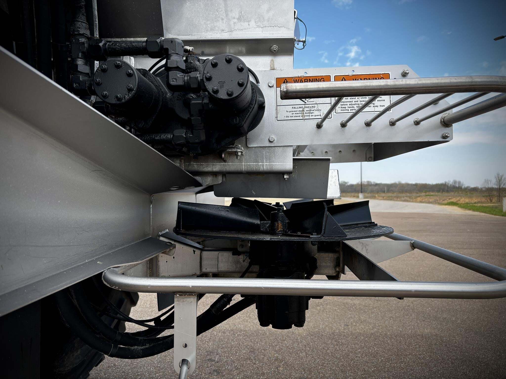 2022 Case IH TITAN 4040 Self-Propelled Sprayer