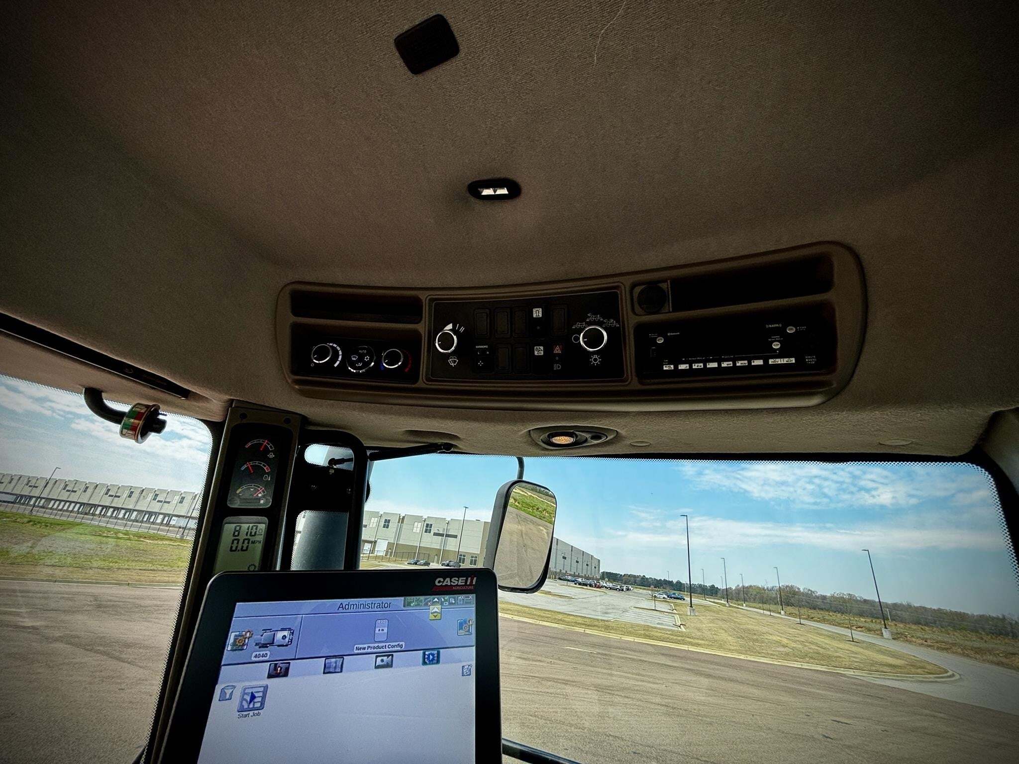 2022 Case IH TITAN 4040 Self-Propelled Sprayer