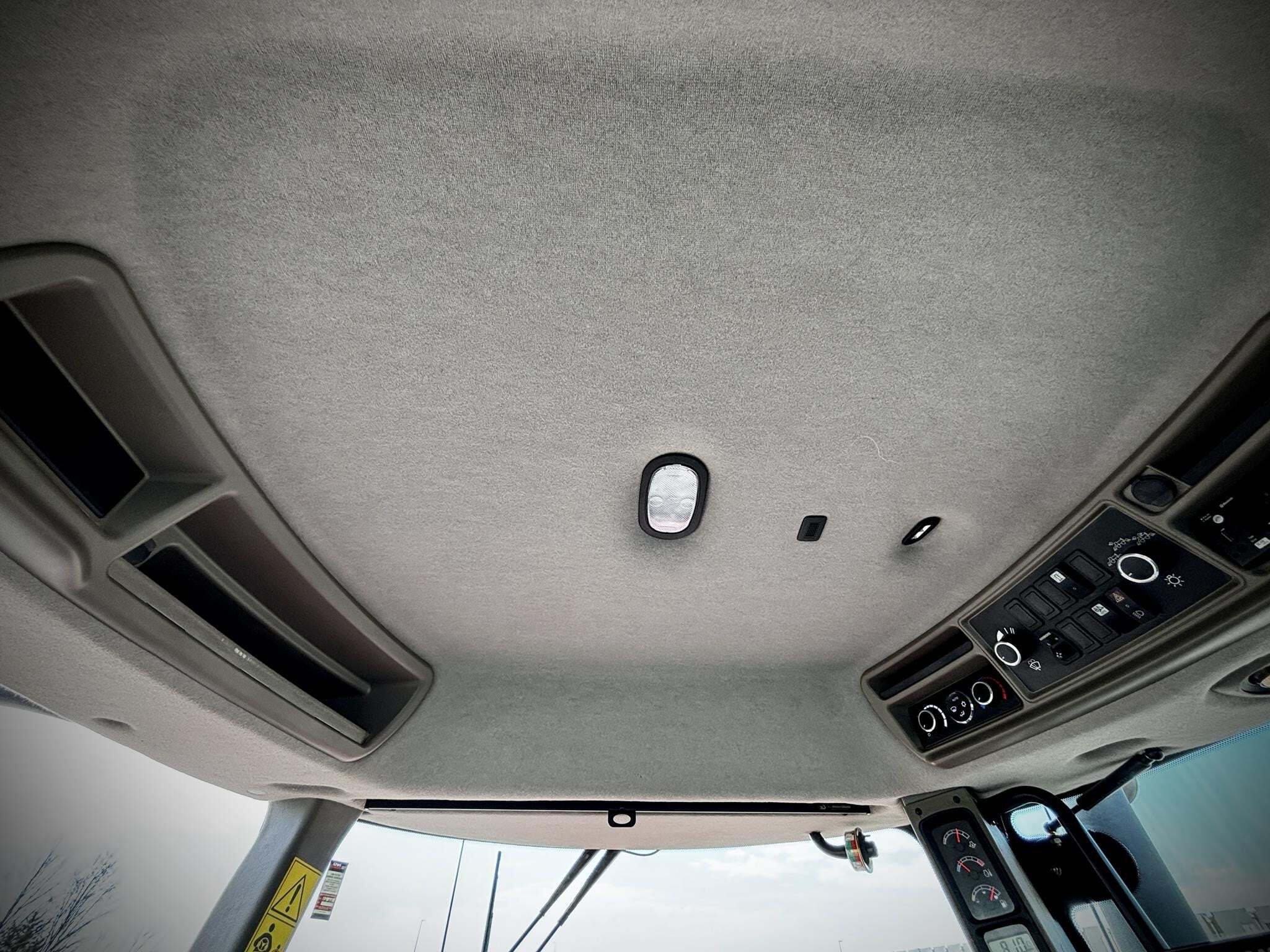 2022 Case IH TITAN 4040 Self-Propelled Sprayer