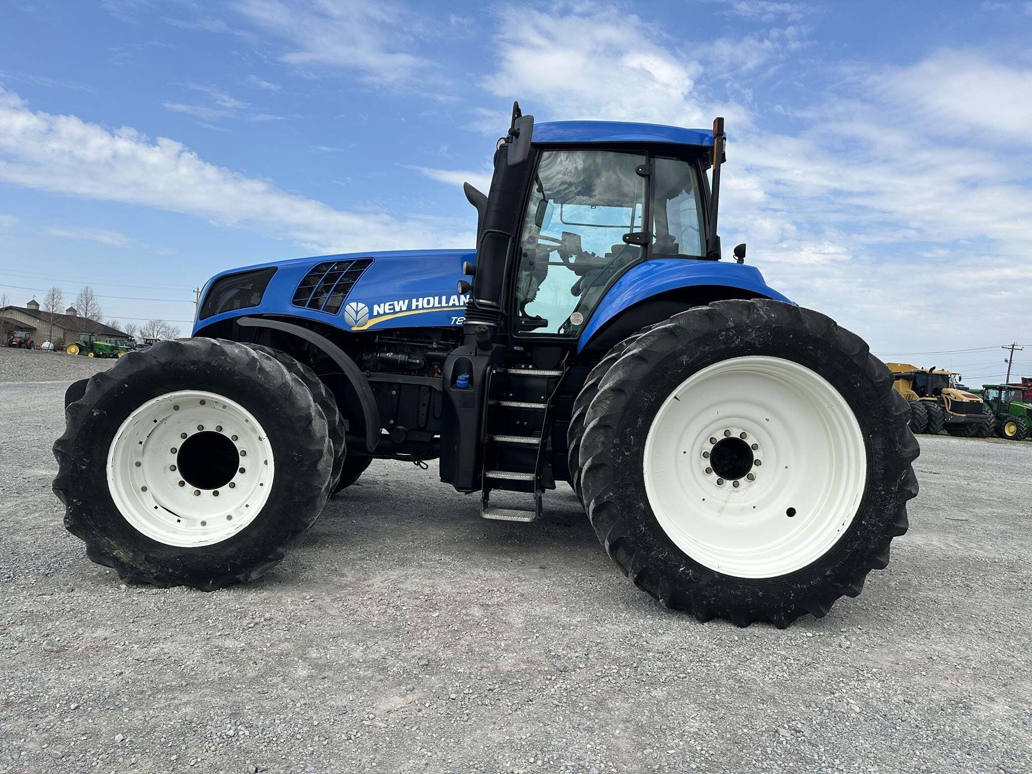 2016 New Holland T8.410 Tractor