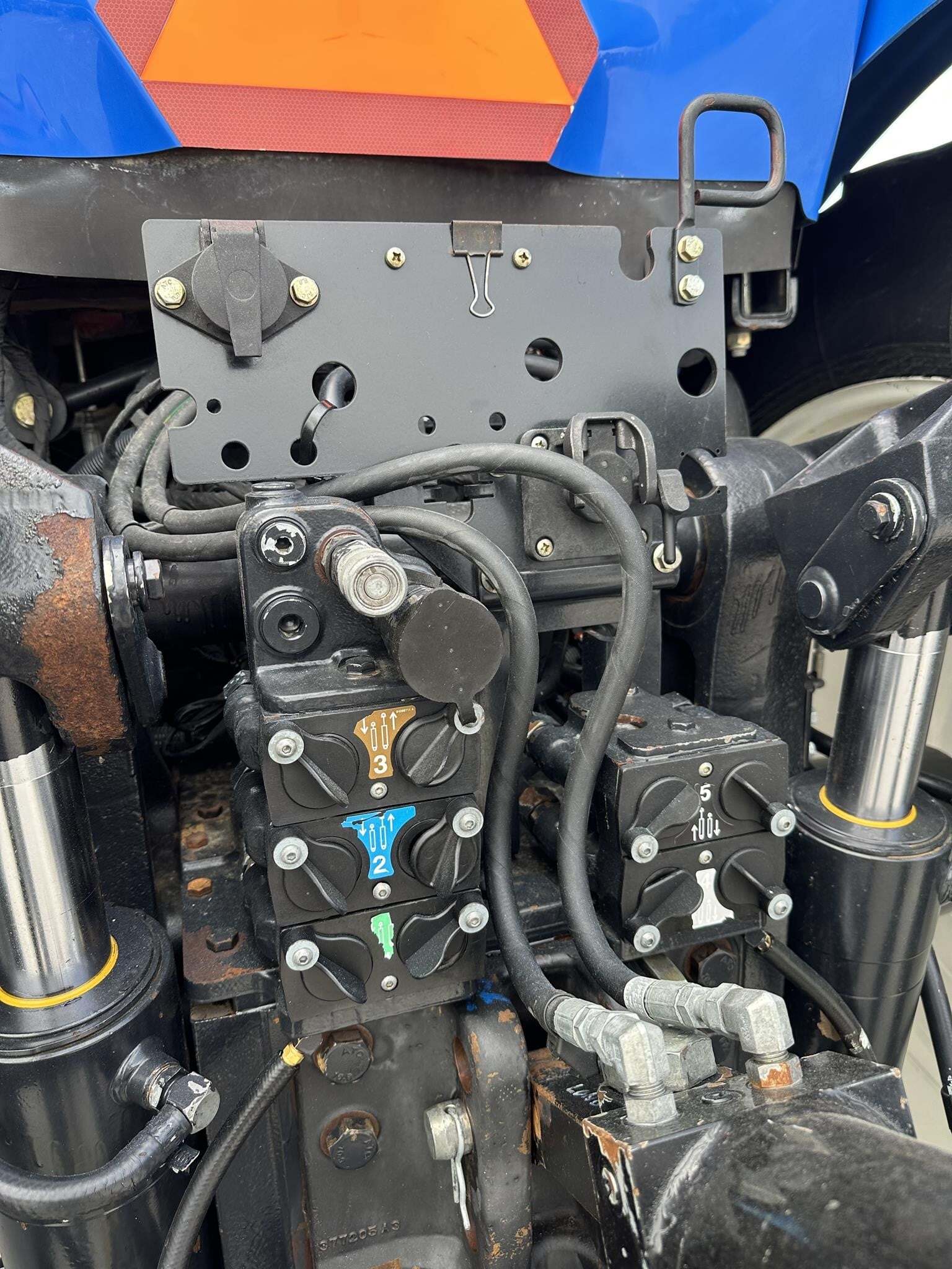 2016 New Holland T8.410 Tractor