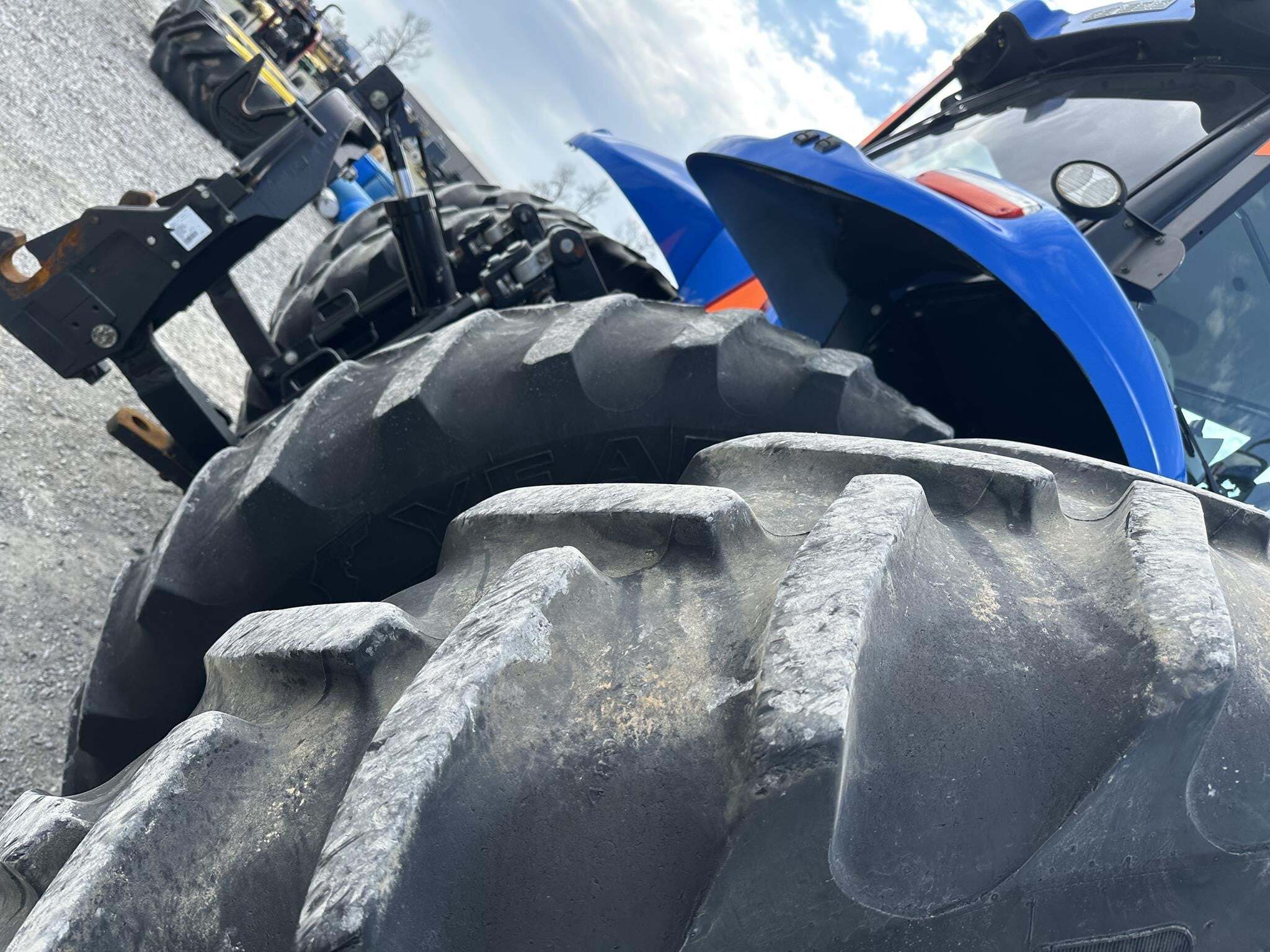2016 New Holland T8.410 Tractor