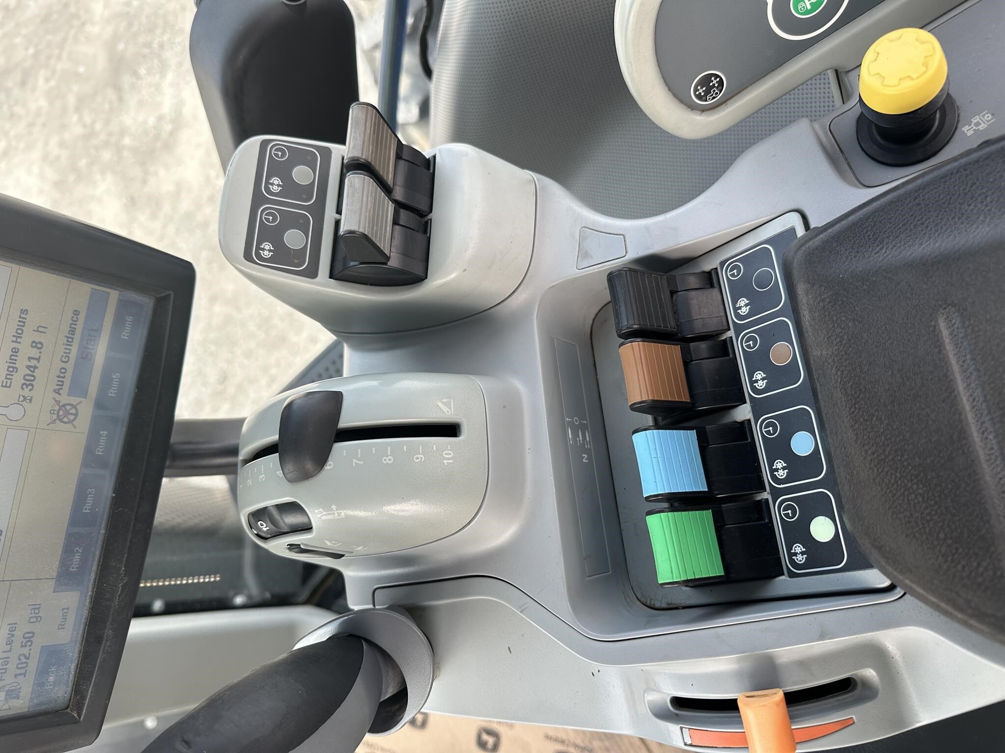 2016 New Holland T8.410 Tractor