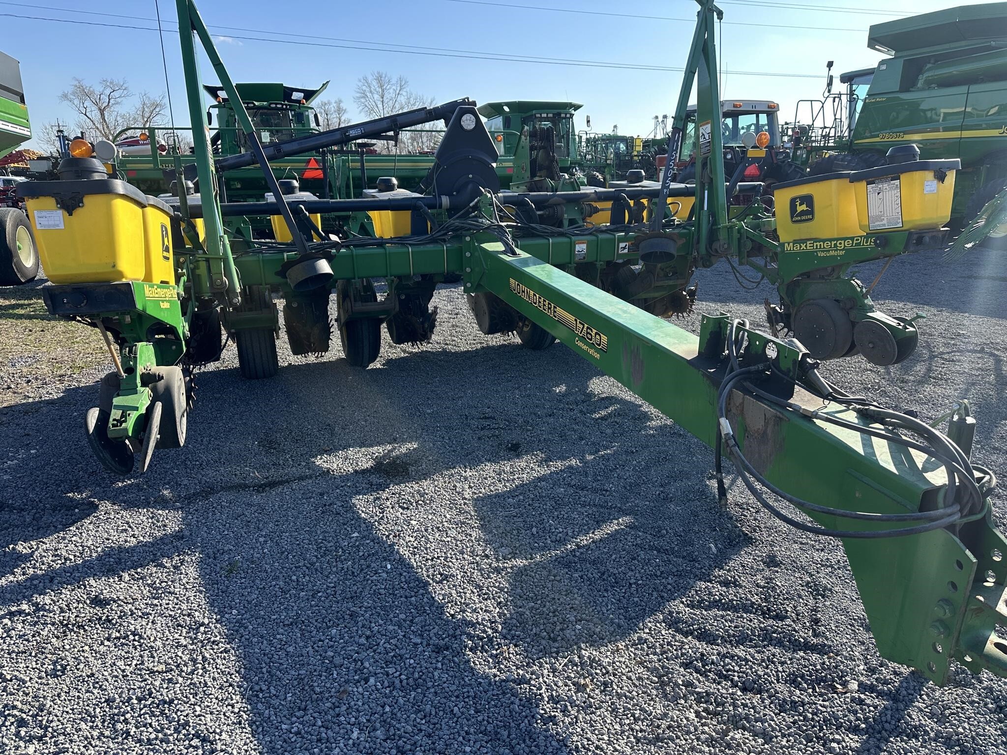  John Deere 1760 Planter