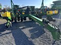  John Deere 1760 Planter