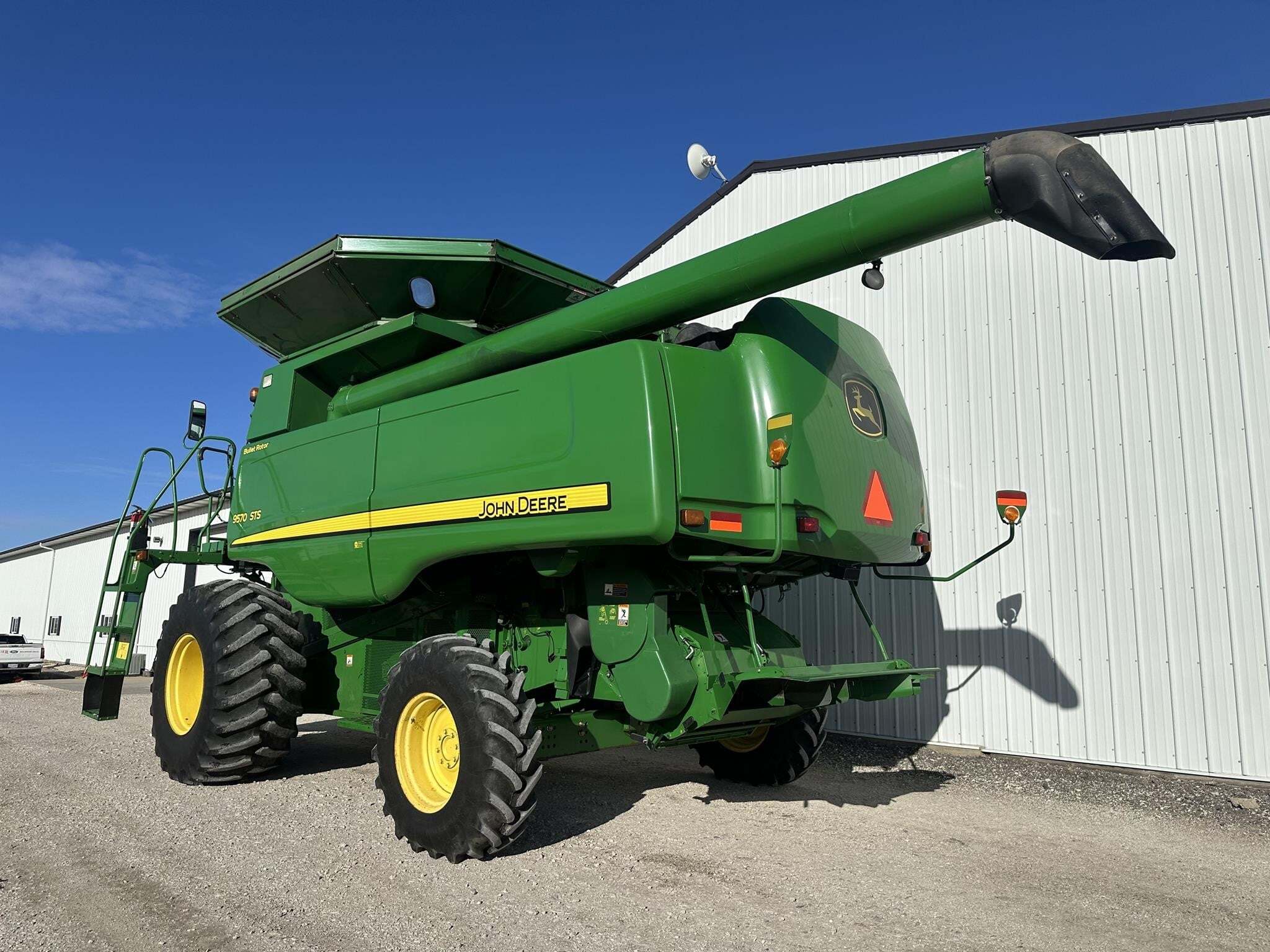 2008 John Deere 9570 STS Combine