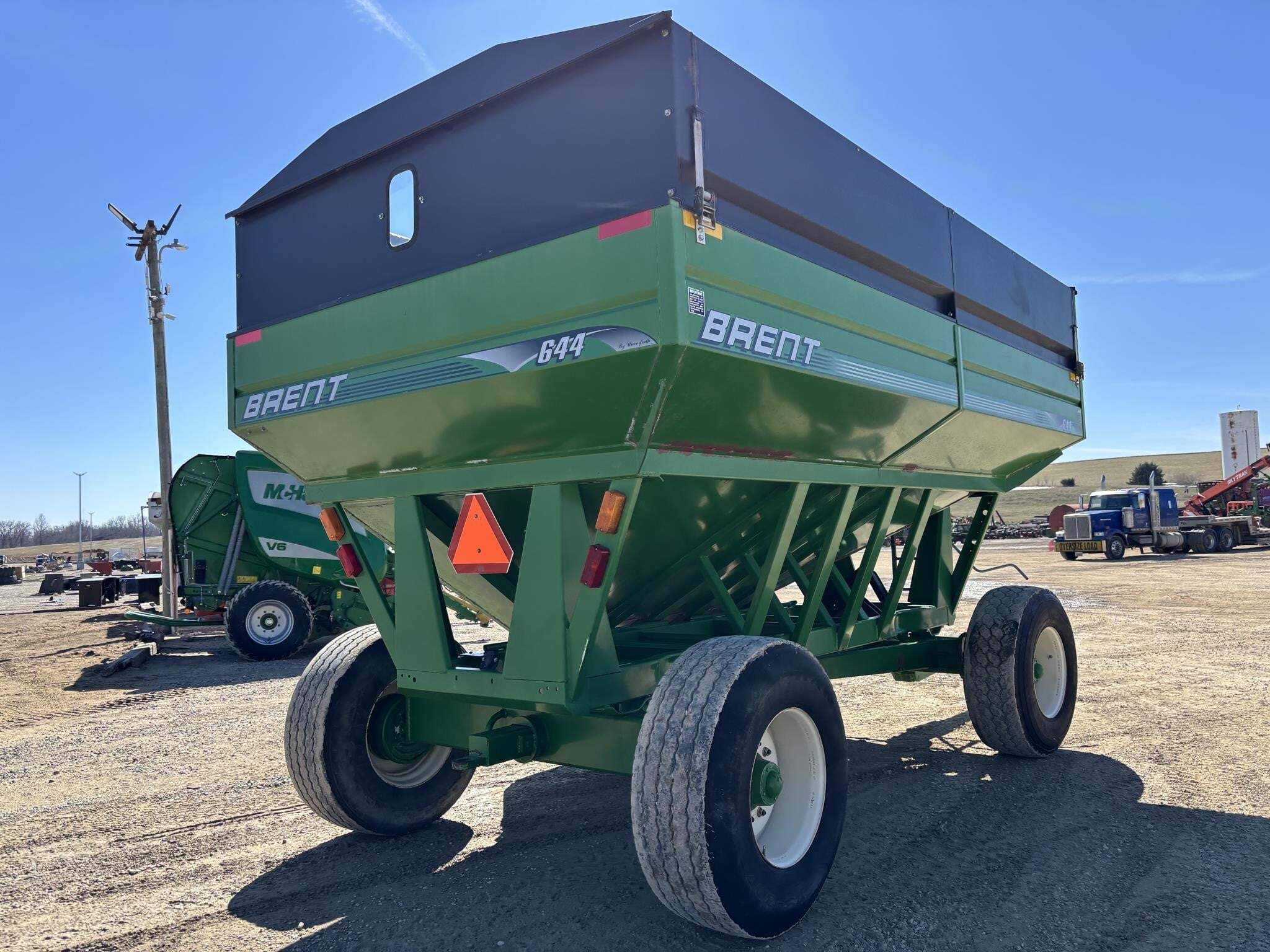 2007 Brent 644 Gravity Wagon