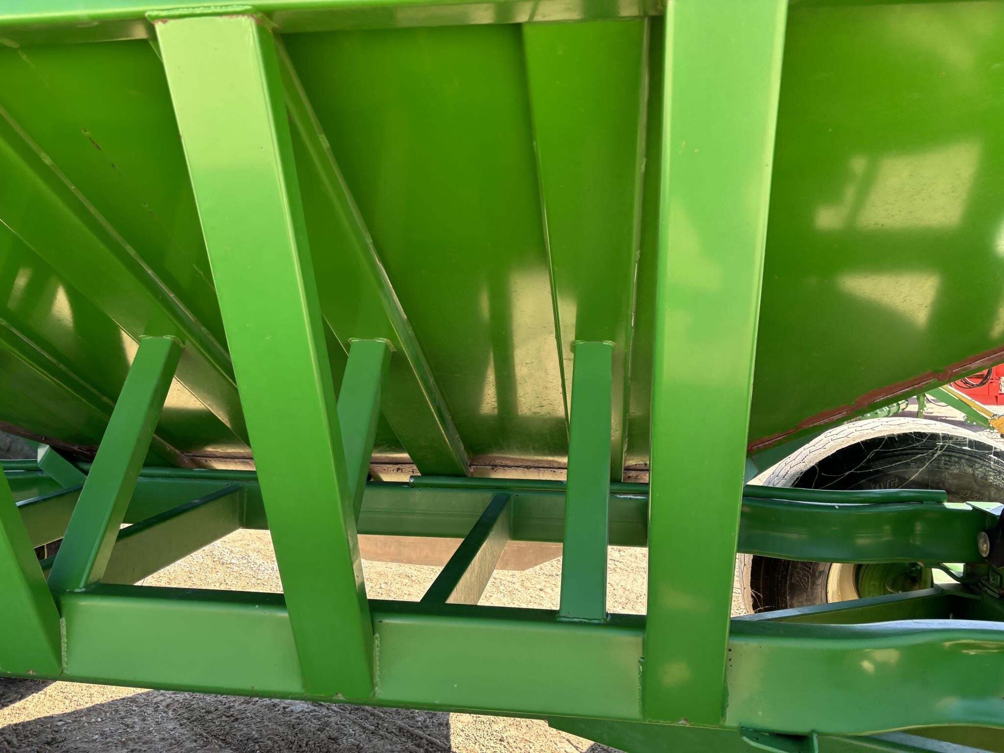 2007 Brent 644 Gravity Wagon