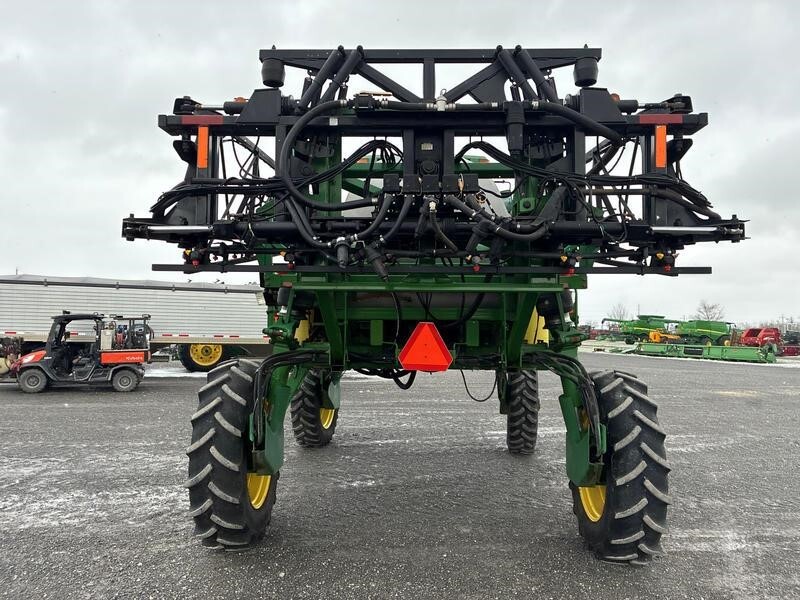 1998 John Deere 4700 Self-Propelled Sprayer
