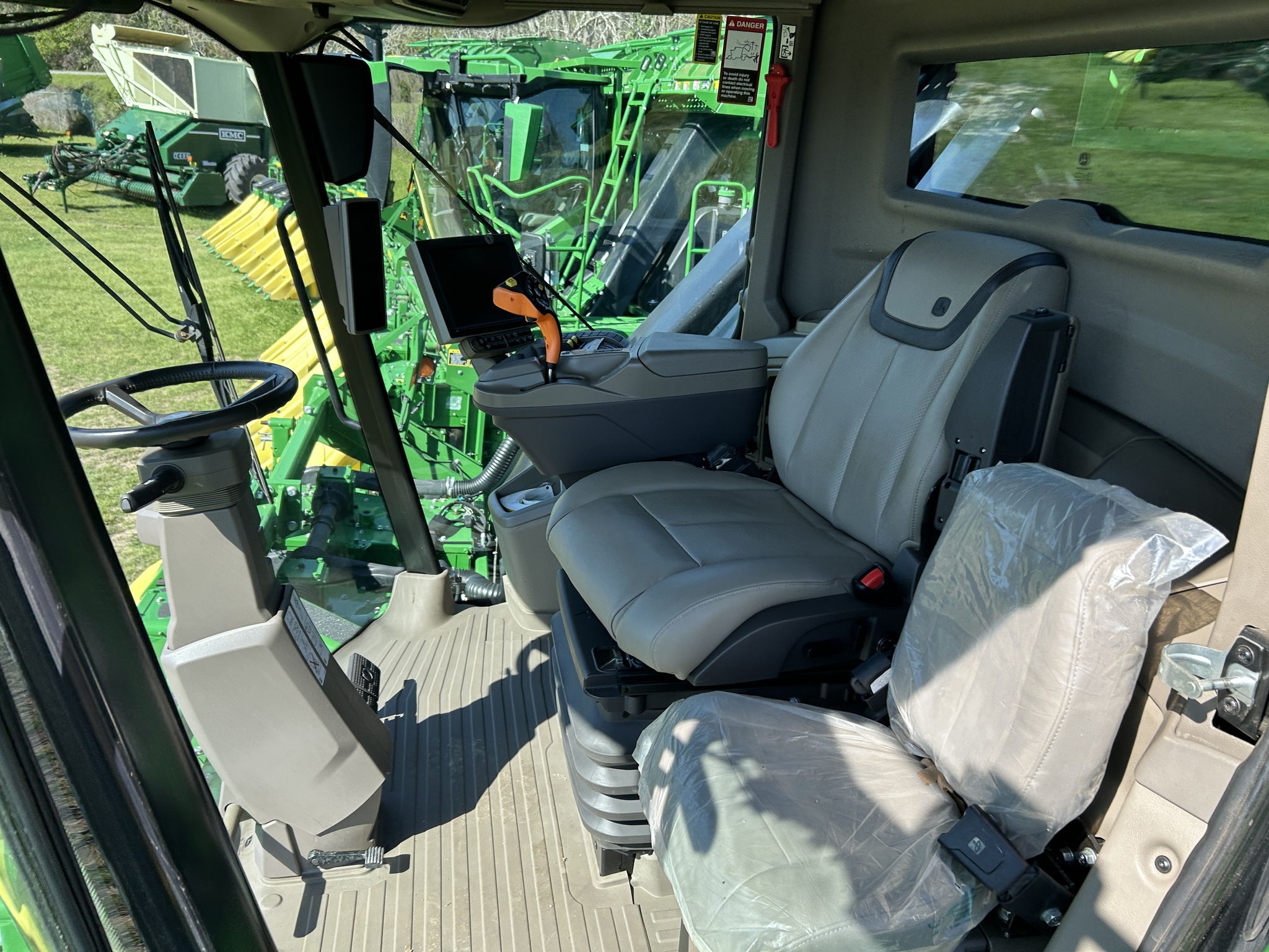 2023 John Deere CP770 Cotton Equipment