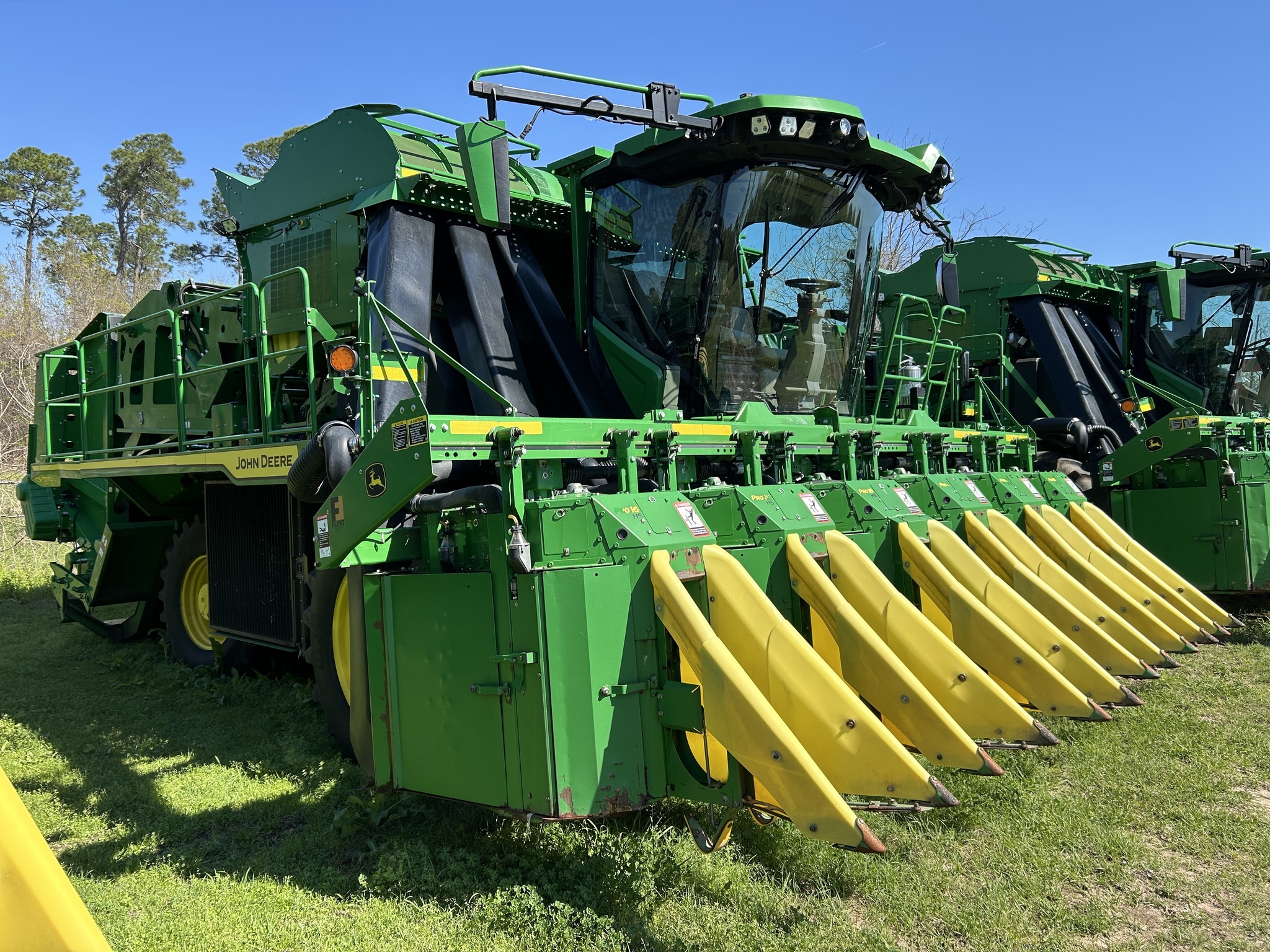 2023 John Deere CP770 Cotton Equipment