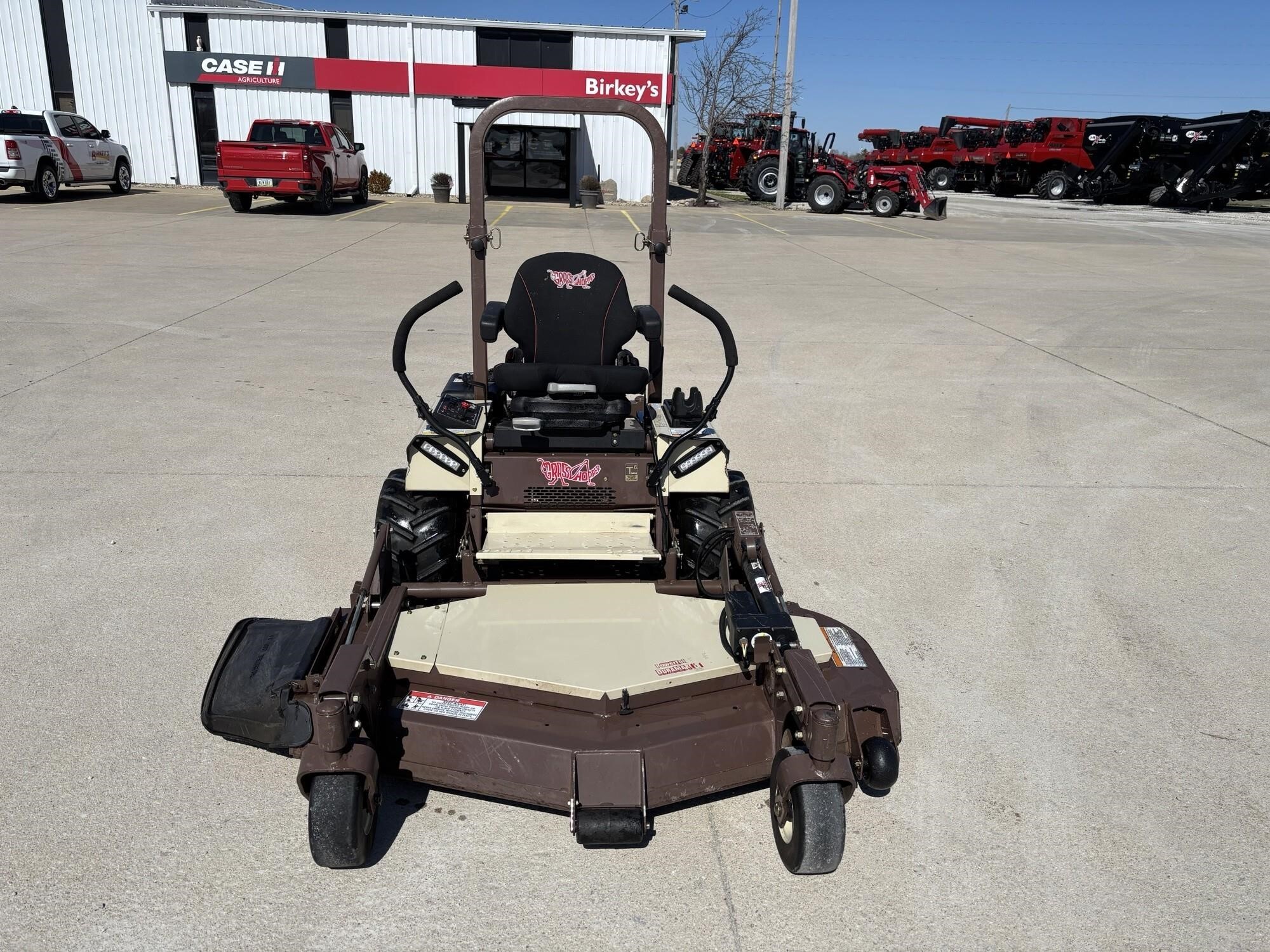 2022 Grasshopper 727T6 Lawn Mower