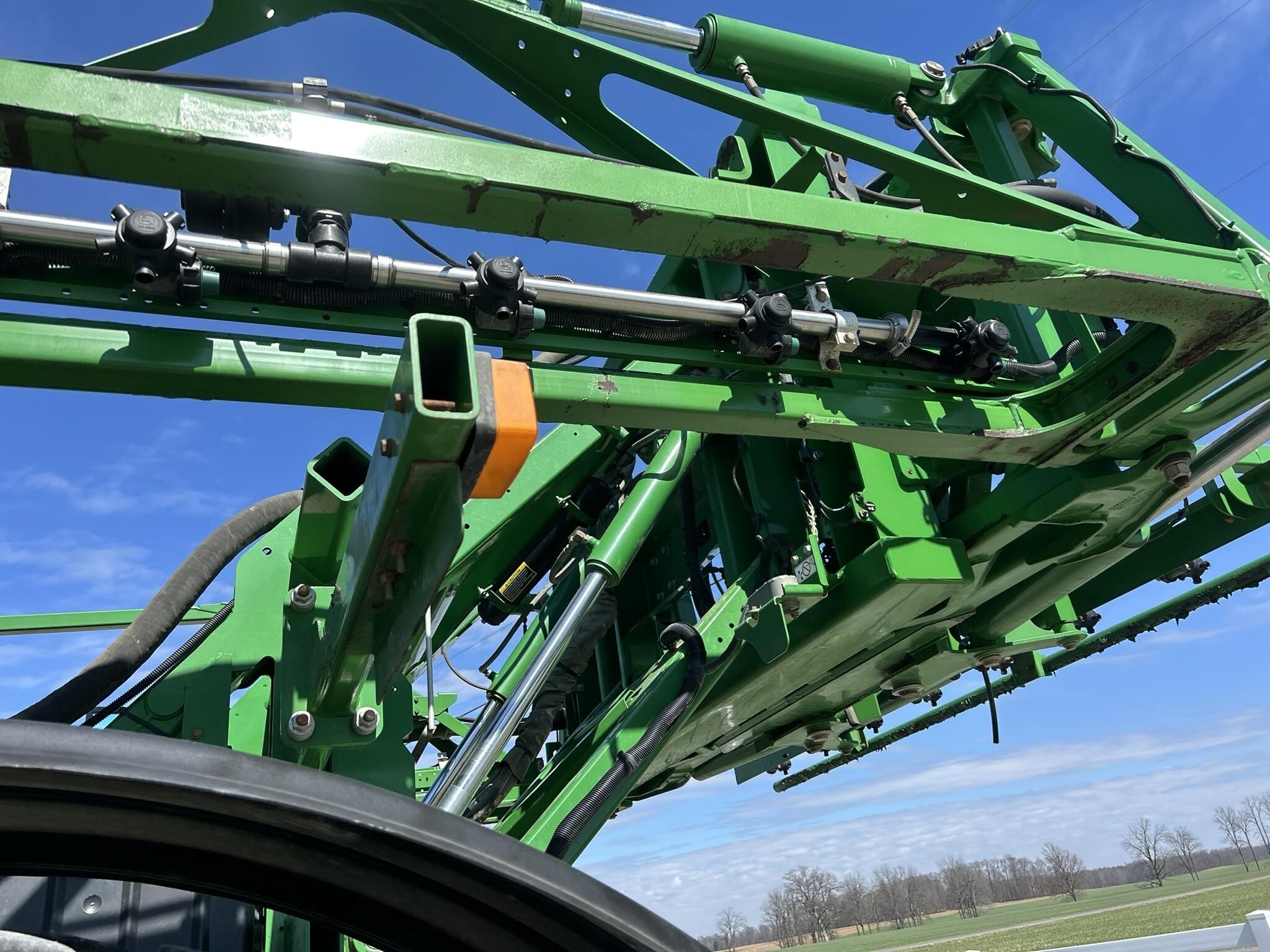 2015 John Deere R4030 Self-Propelled Sprayer