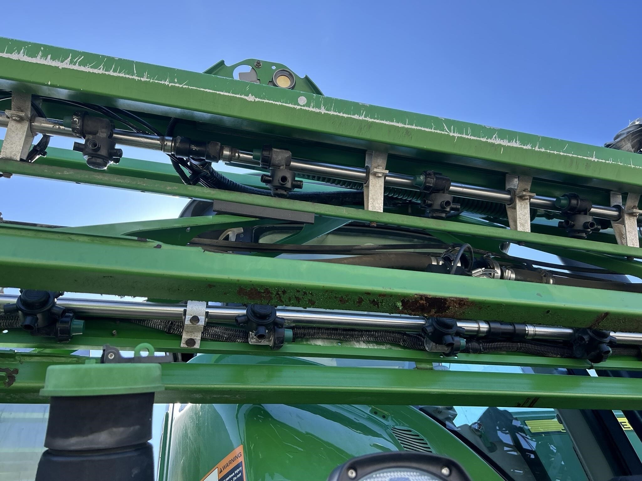 2015 John Deere R4030 Self-Propelled Sprayer