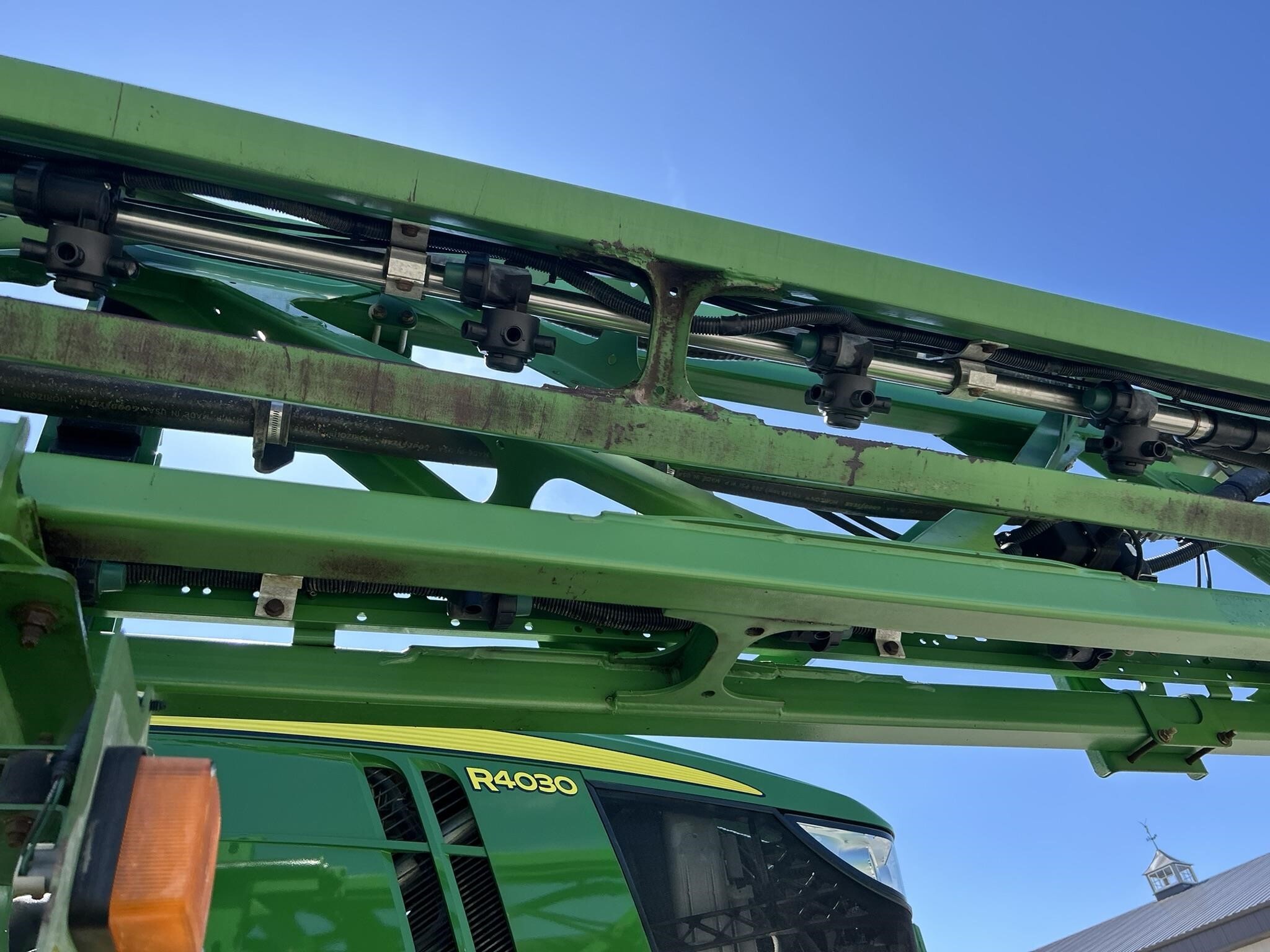 2015 John Deere R4030 Self-Propelled Sprayer