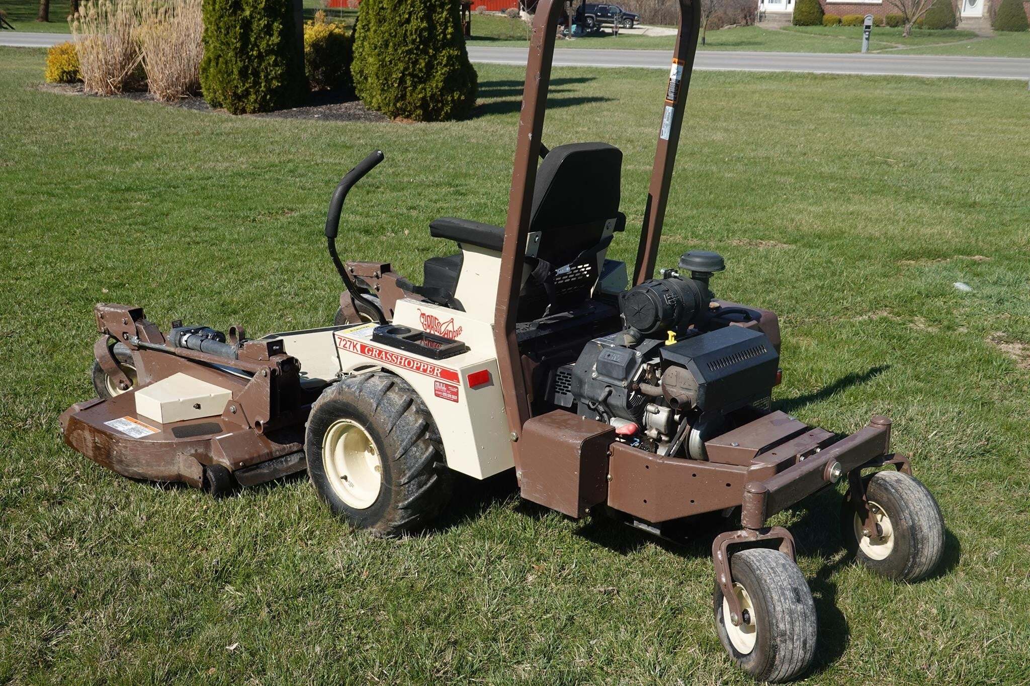 2010 Grasshopper 727 Lawn Mower