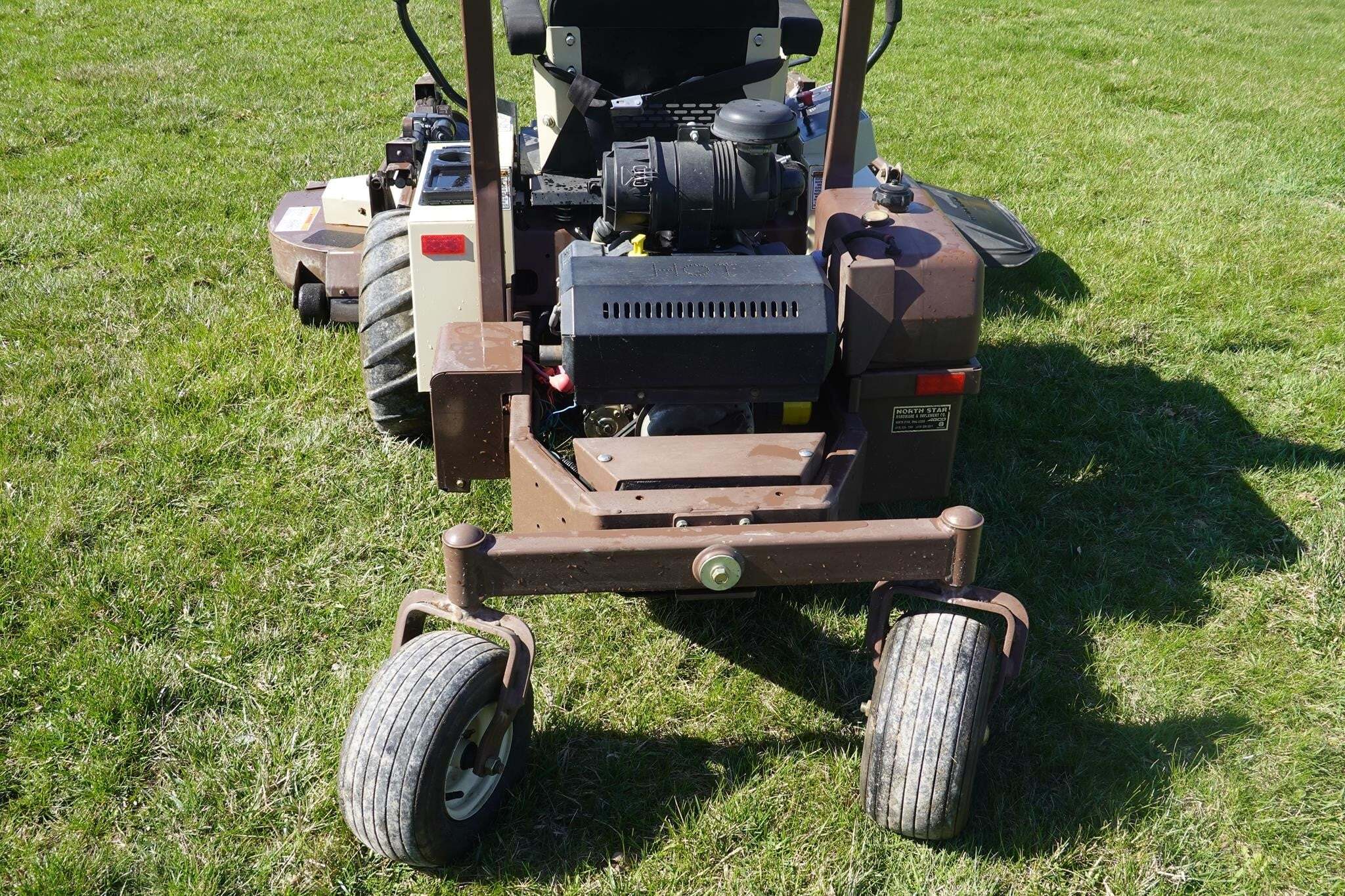 2010 Grasshopper 727 Lawn Mower