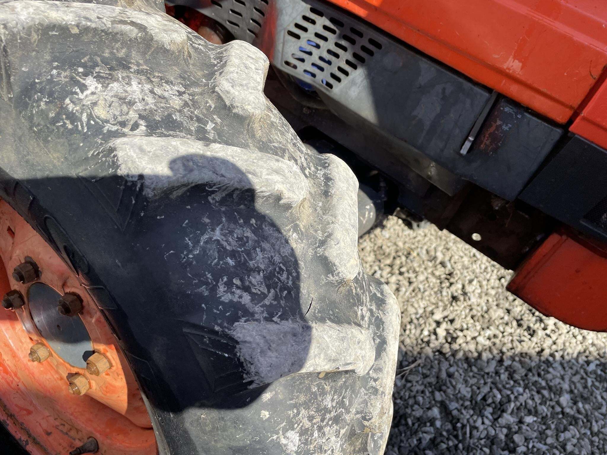  Kubota L4610 Tractor