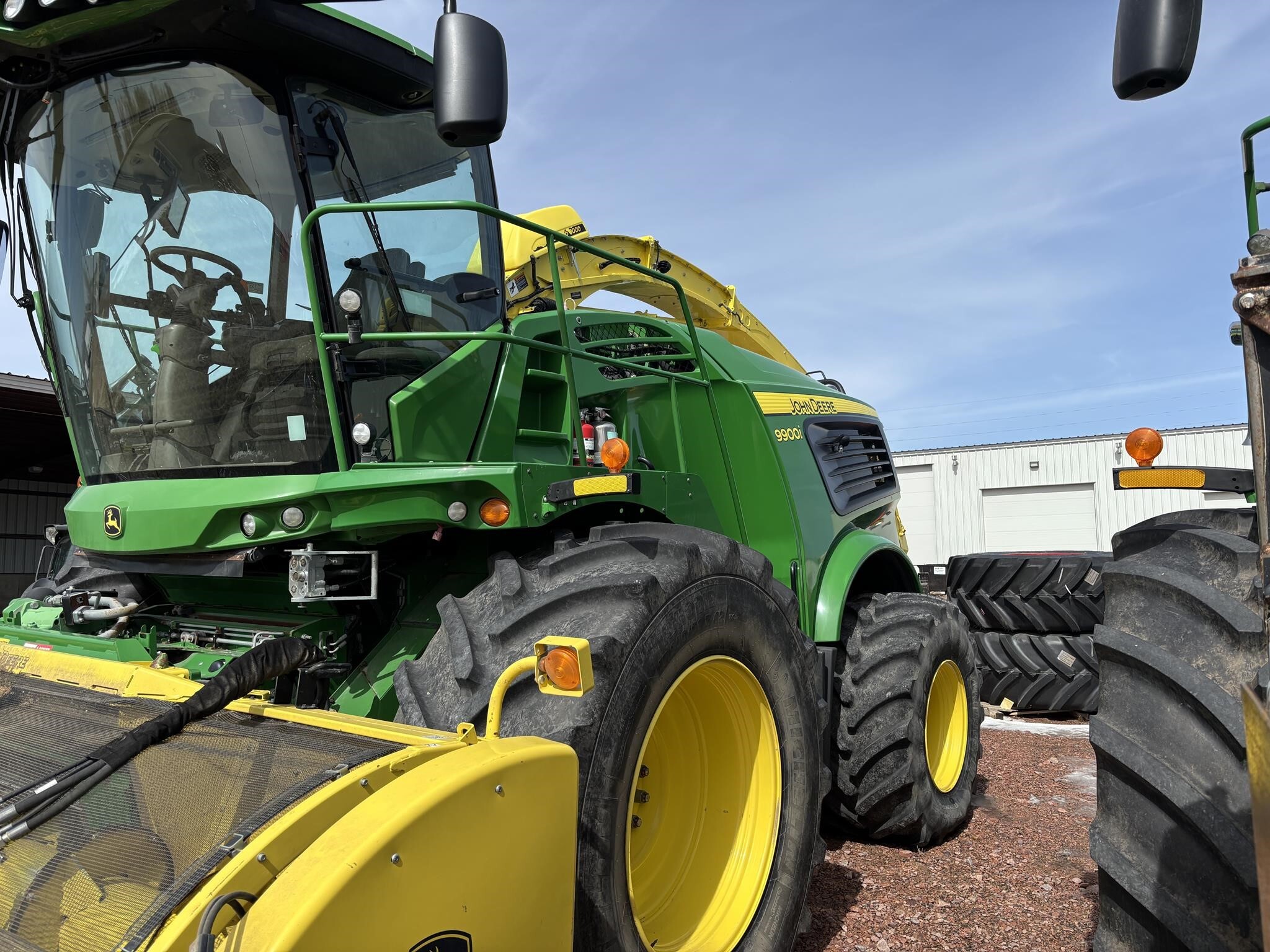 2019 John Deere 9900 Self-Propelled Forage Harvester
