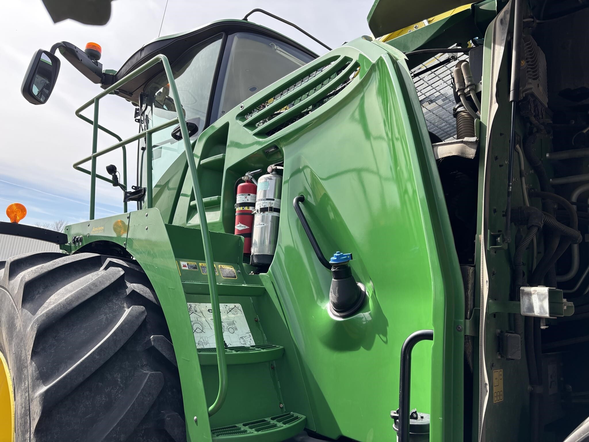 2019 John Deere 9900 Self-Propelled Forage Harvester