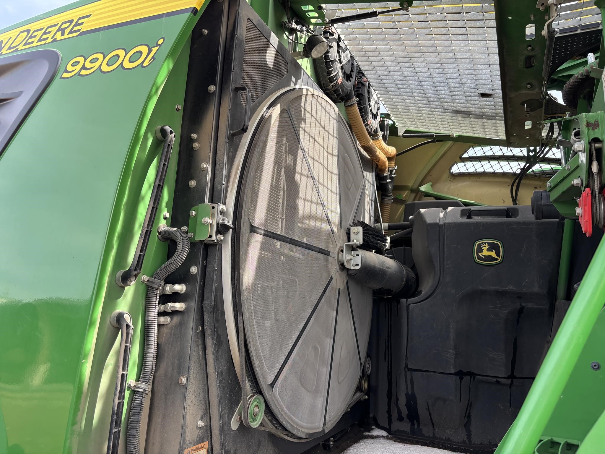 2019 John Deere 9900 Self-Propelled Forage Harvester
