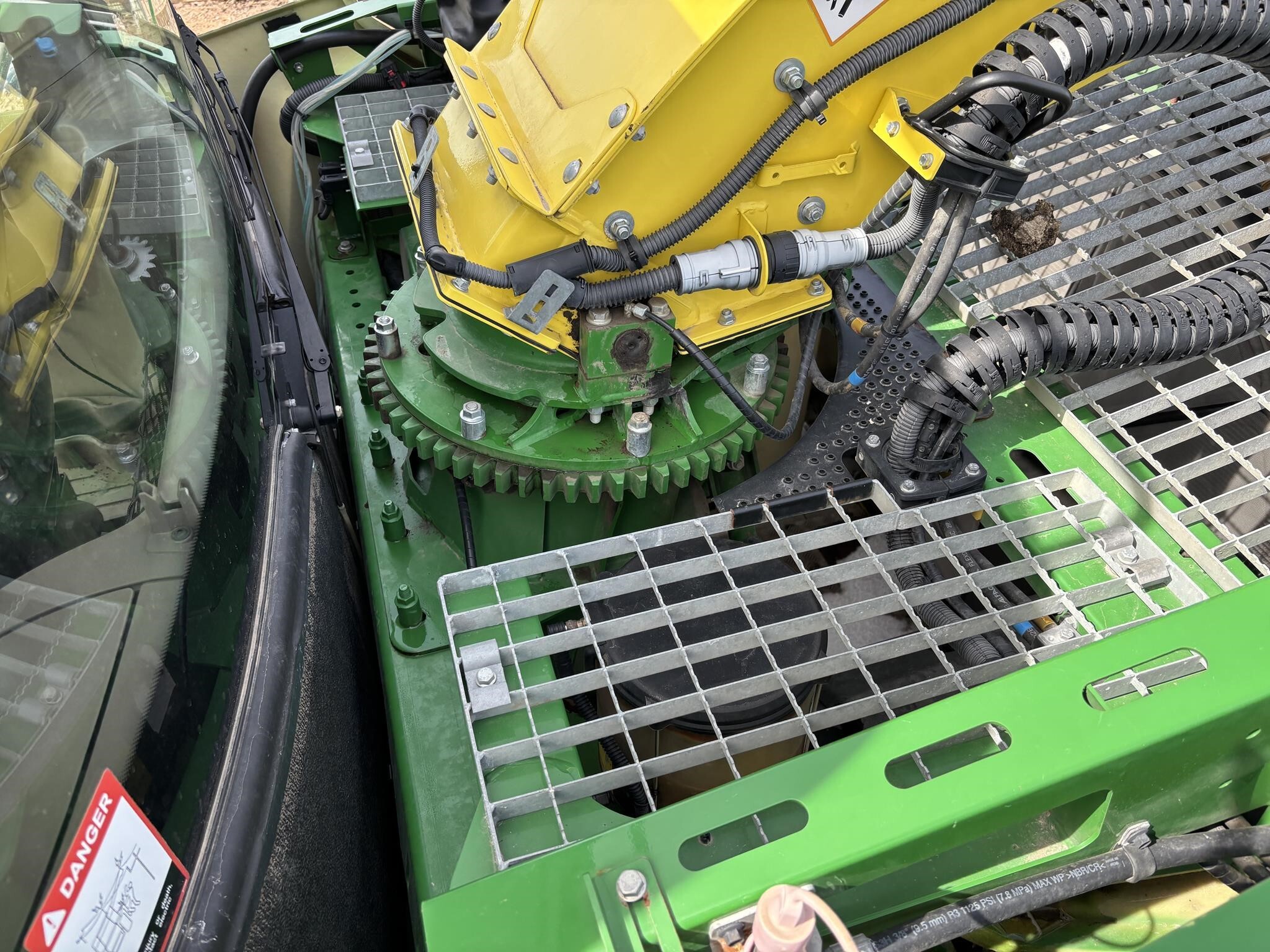 2019 John Deere 9900 Self-Propelled Forage Harvester