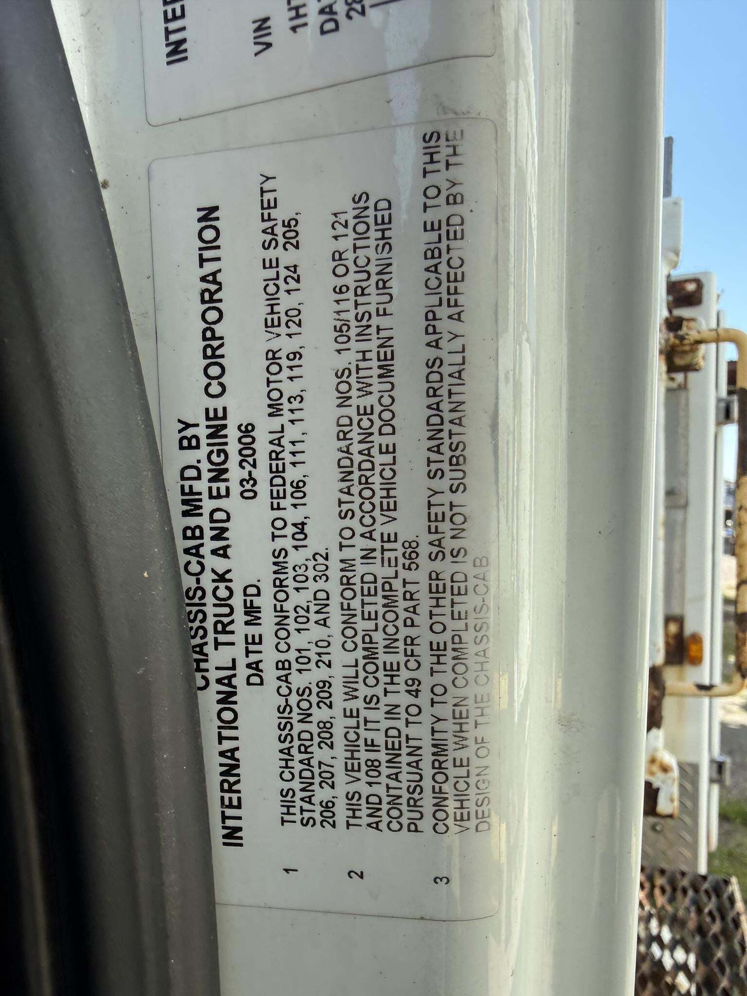 2001 Altec AA755L Crane