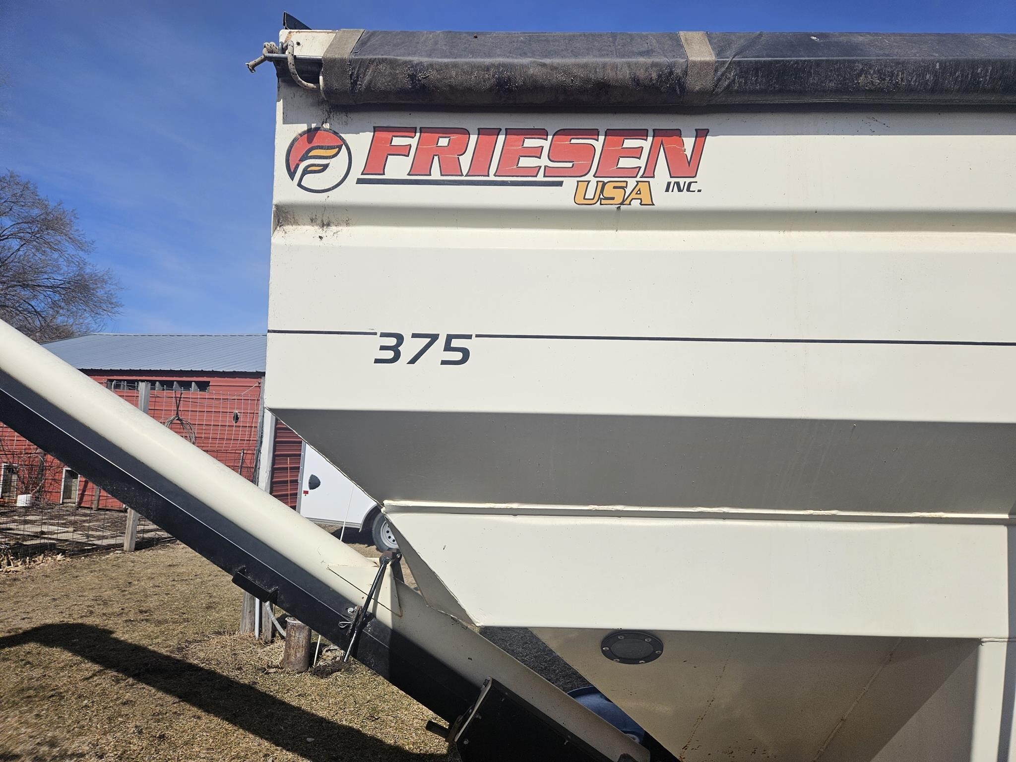  Friesen 375 Seed Tender