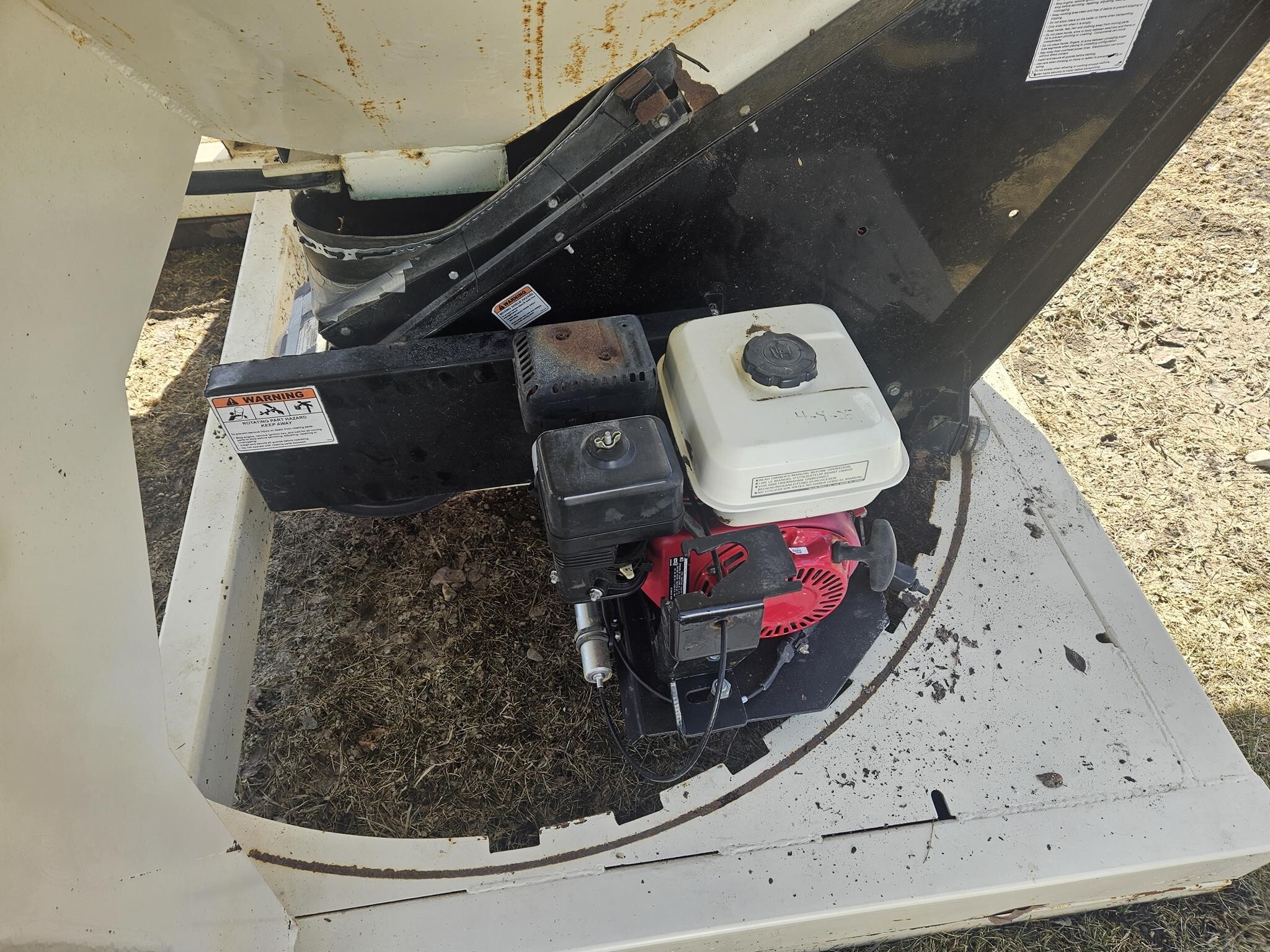  Friesen 375 Seed Tender