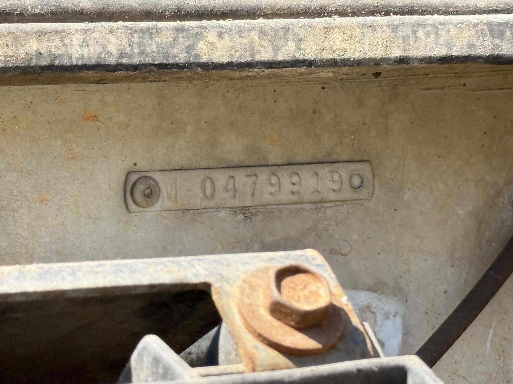 2001 Altec DM45BTR Crane