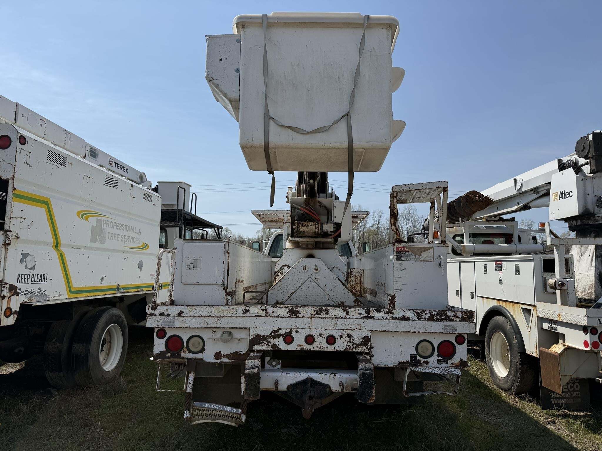 2004 Altec AA755L Crane